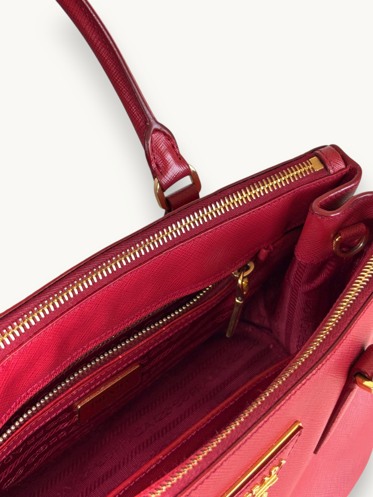 Сумки Prada Galleria изображение #9