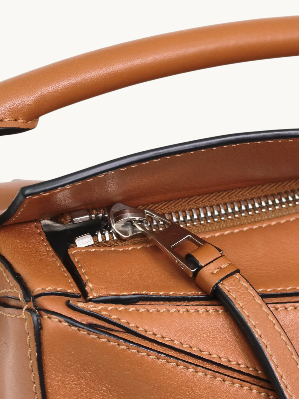 Сумки Loewe Puzzle изображение #10