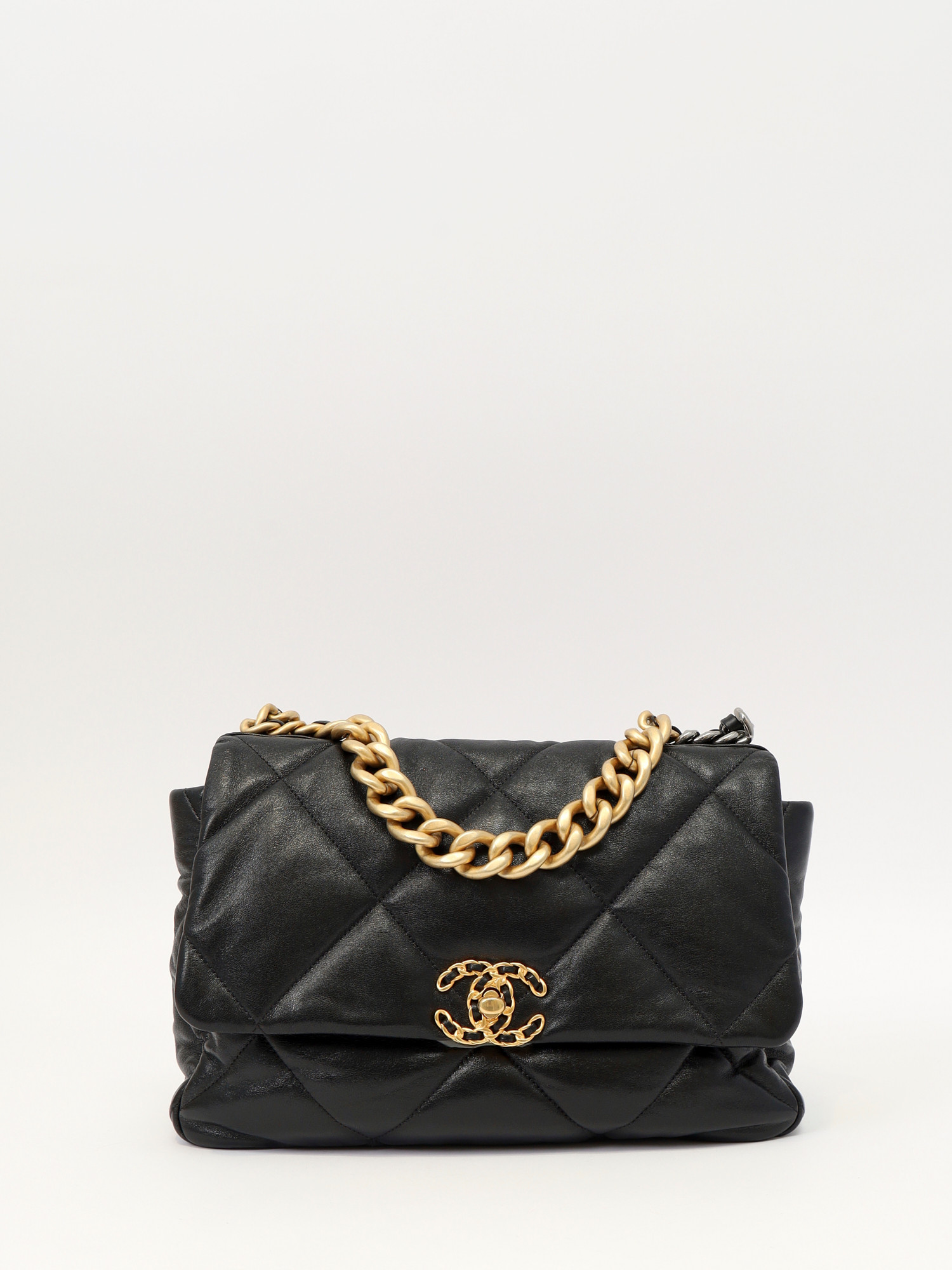 Сумки Chanel 19.0 изображение #1