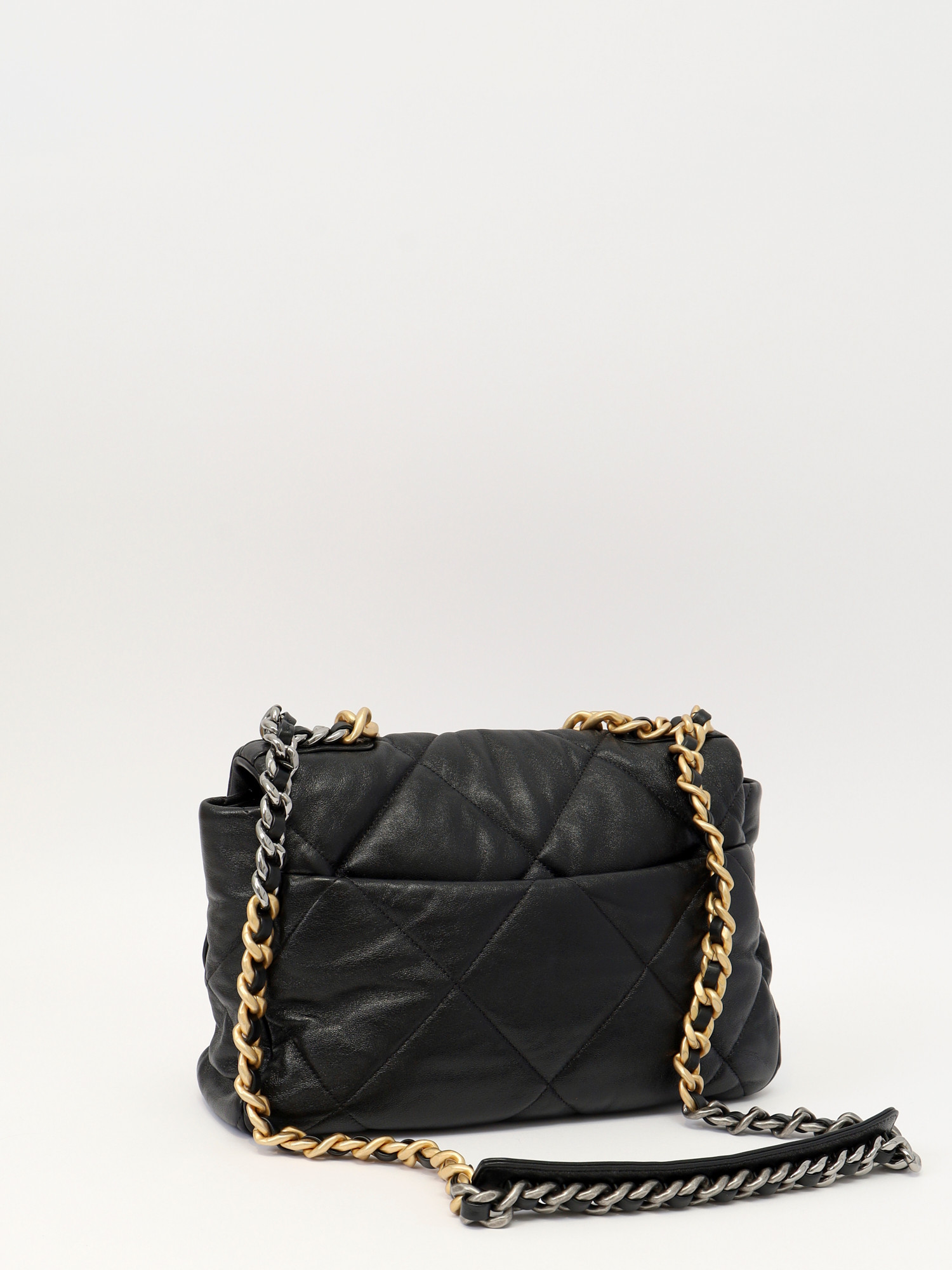 Сумки Chanel 19.0 изображение #4