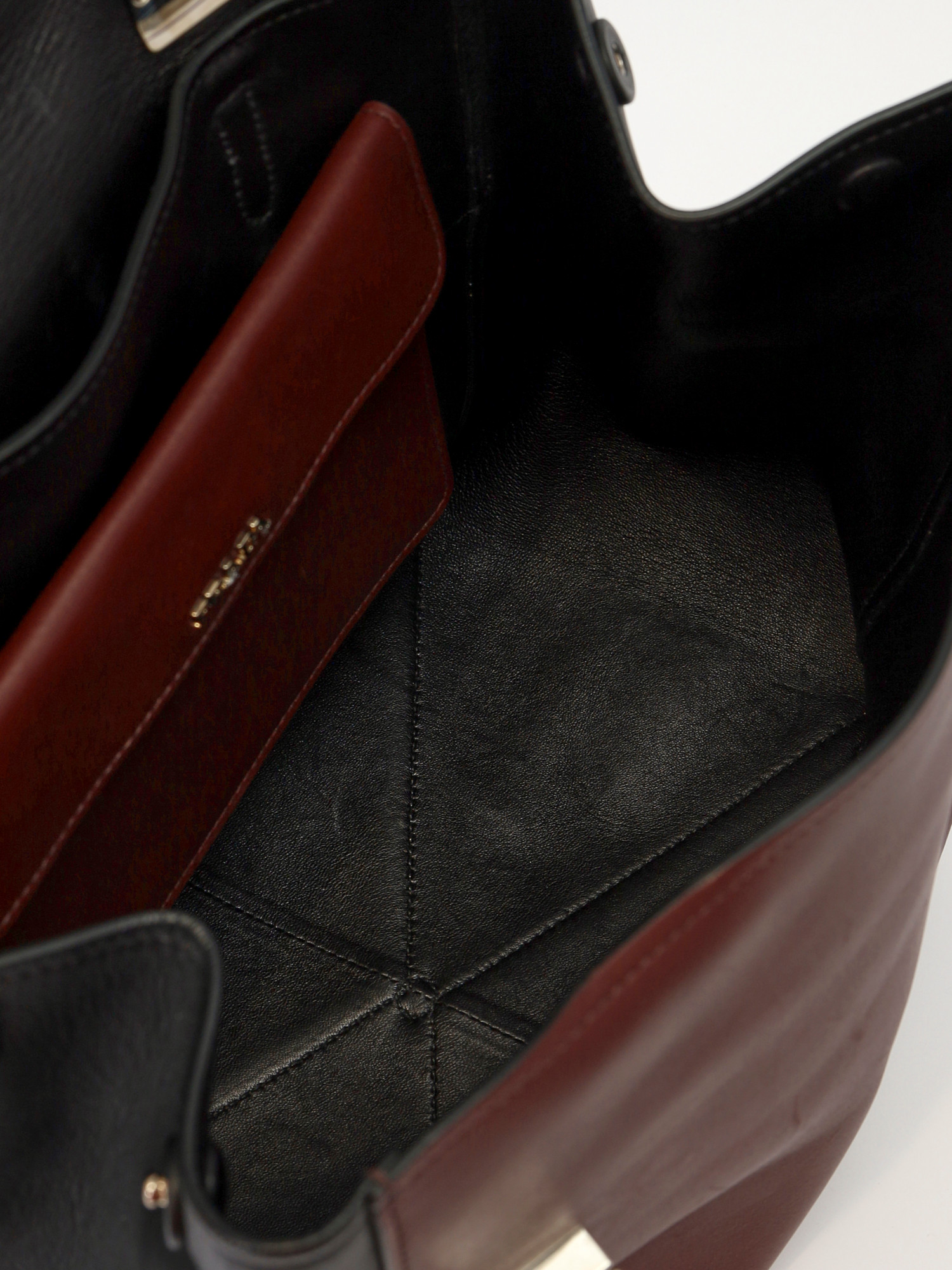 Сумки Prada Double Turn Lock изображение #12