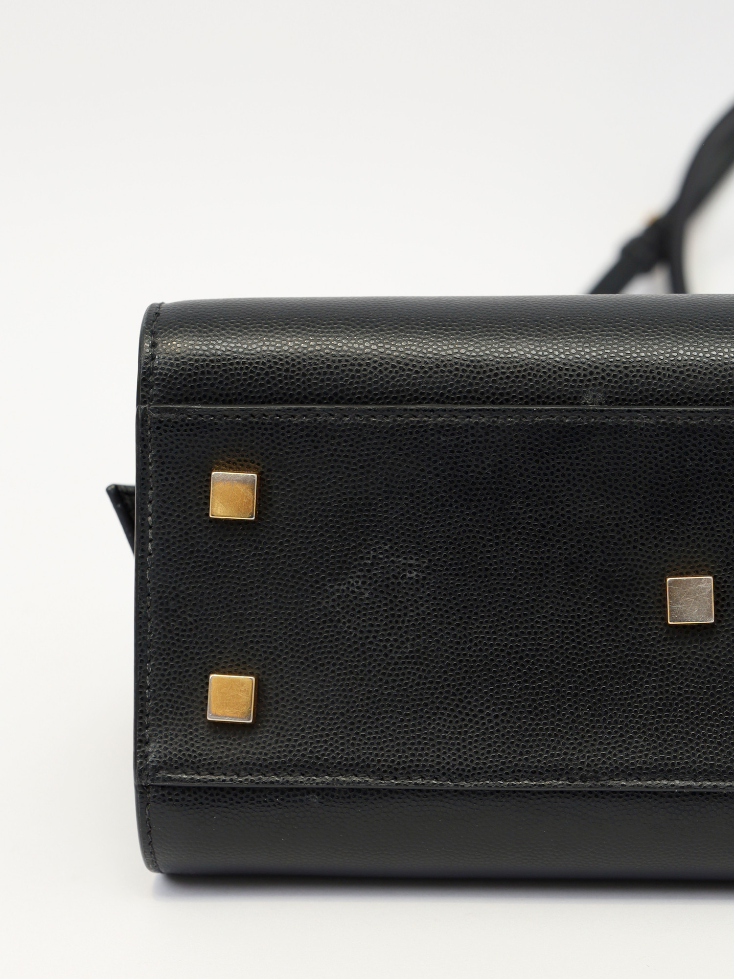 Сумки Saint Laurent Uptown изображение #9