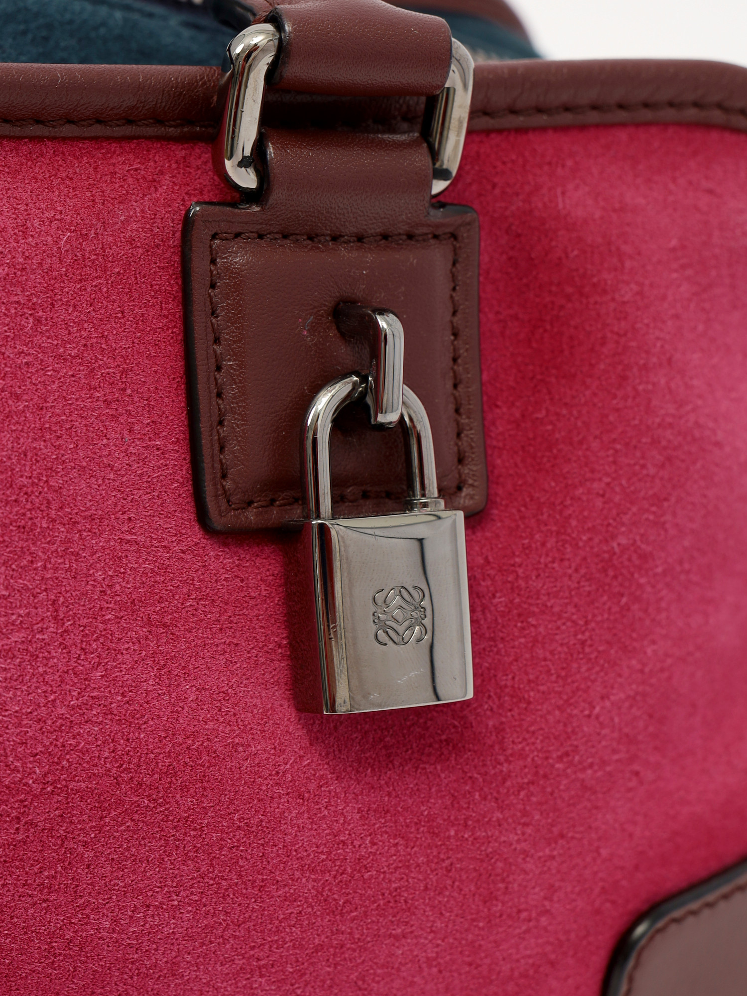 Сумки Loewe Amazona изображение #8