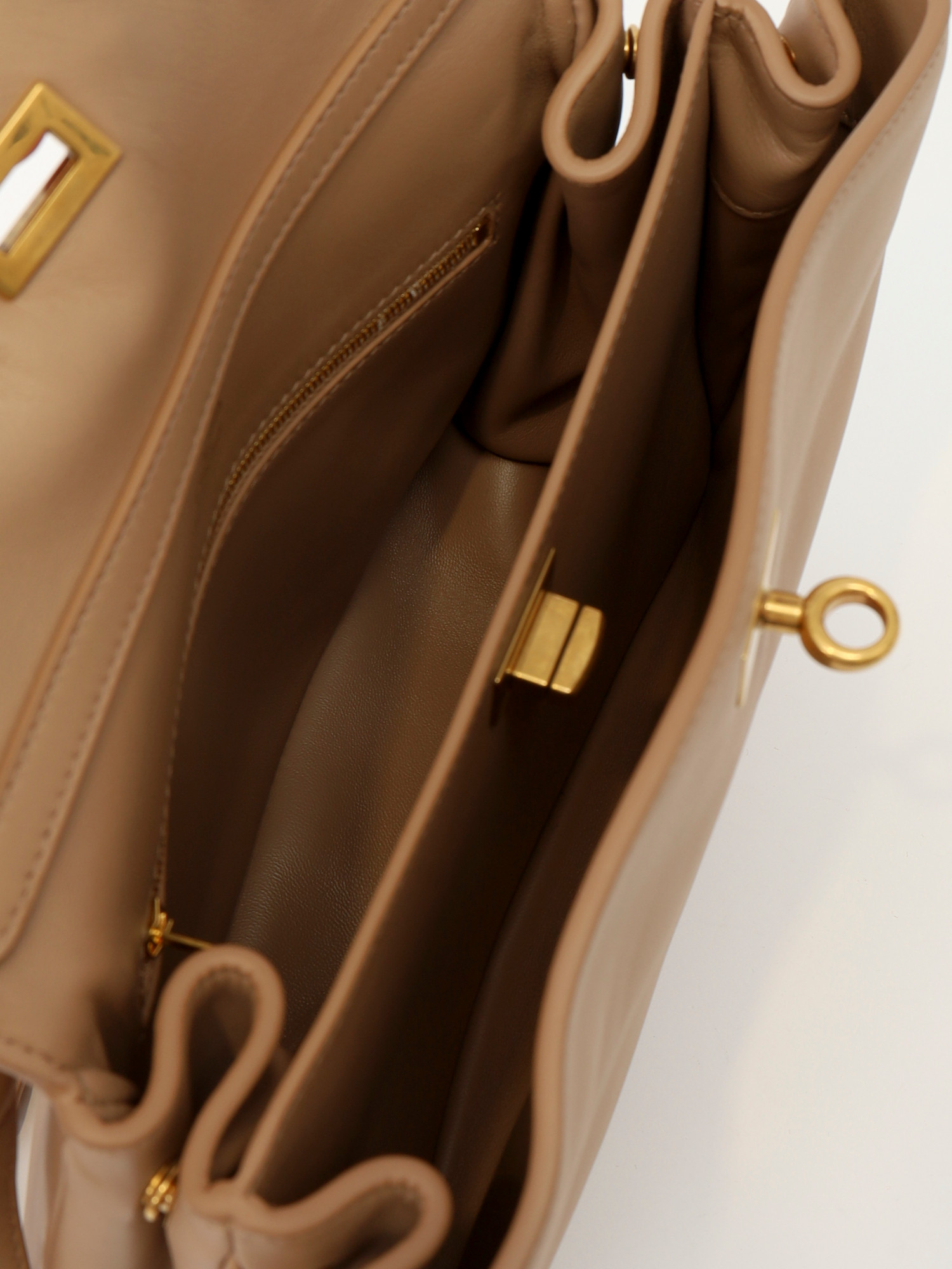 Сумки Balenciaga Rodeo изображение #12