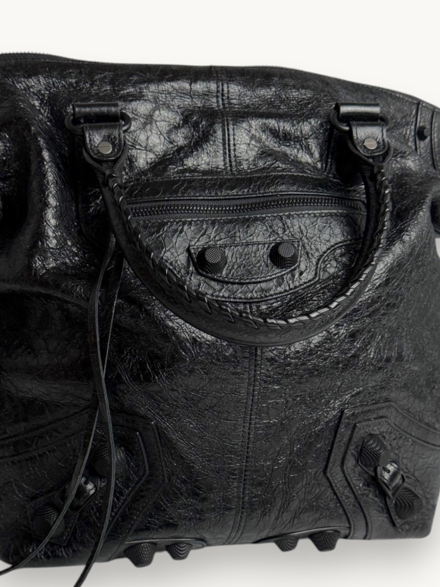 Сумки Balenciaga Neo Cagole изображение #4