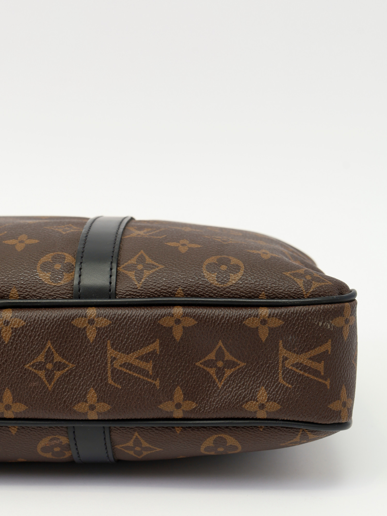 Сумки Louis Vuitton Porte-Documents Voyage изображение #10