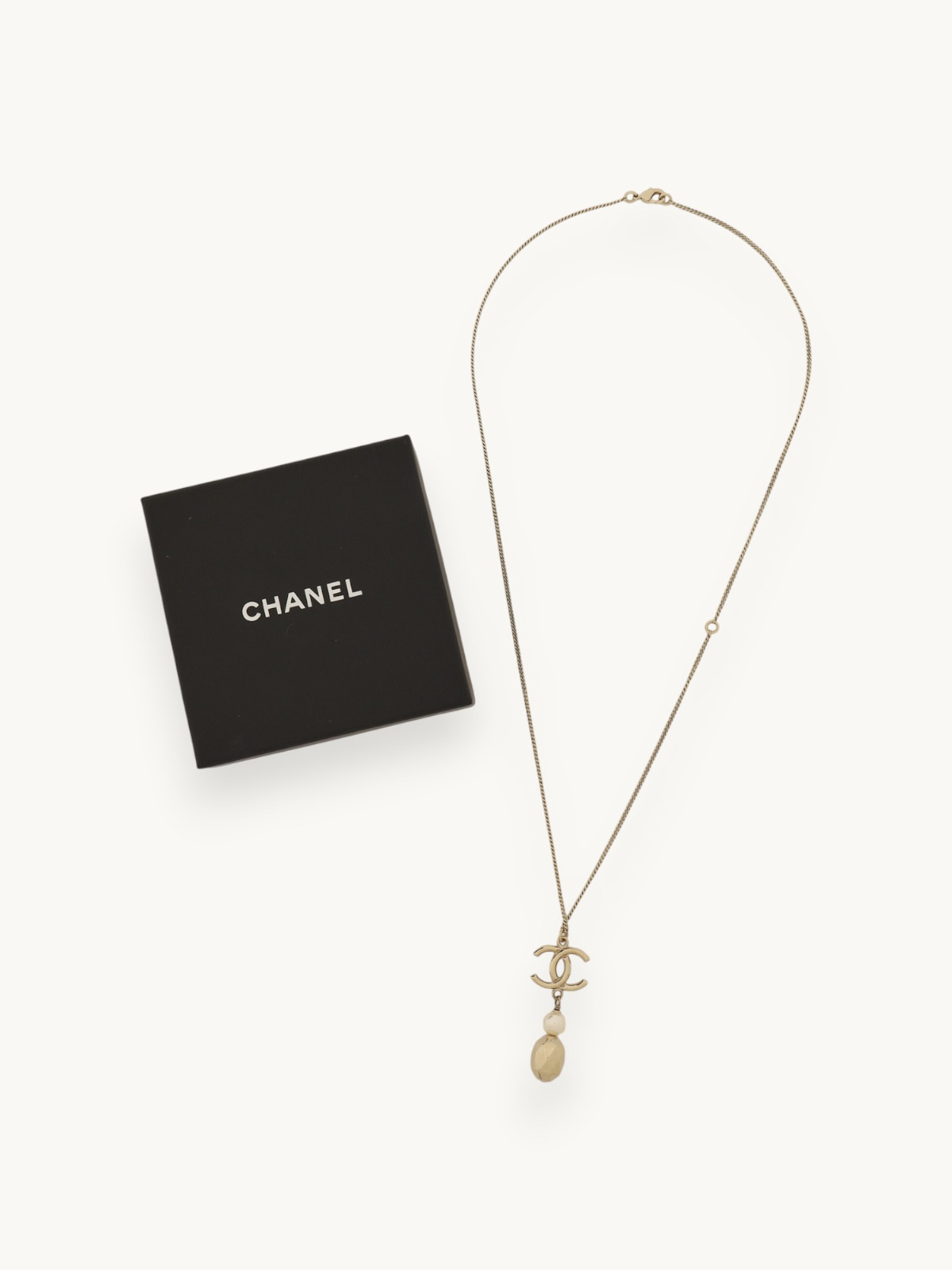 Украшения Chanel изображение #3
