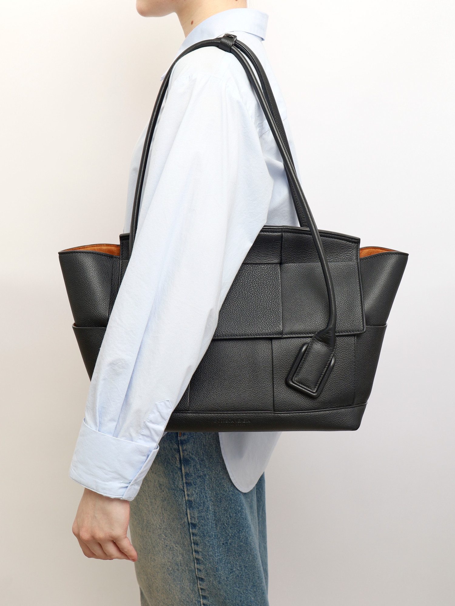 Сумки Bottega Veneta Arco изображение #2