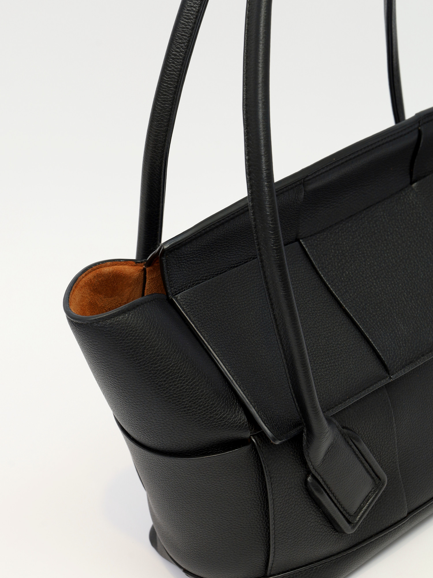 Сумки Bottega Veneta Arco изображение #6