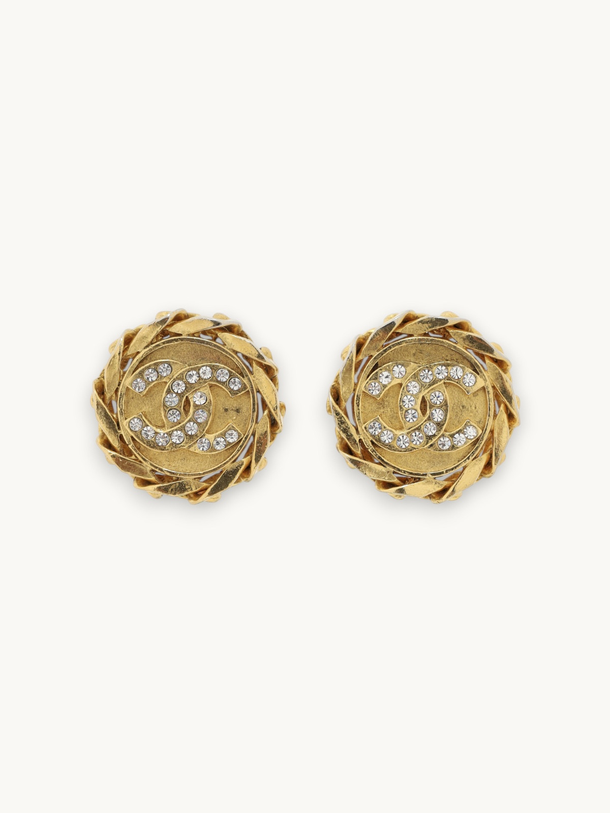 Chanel Clips