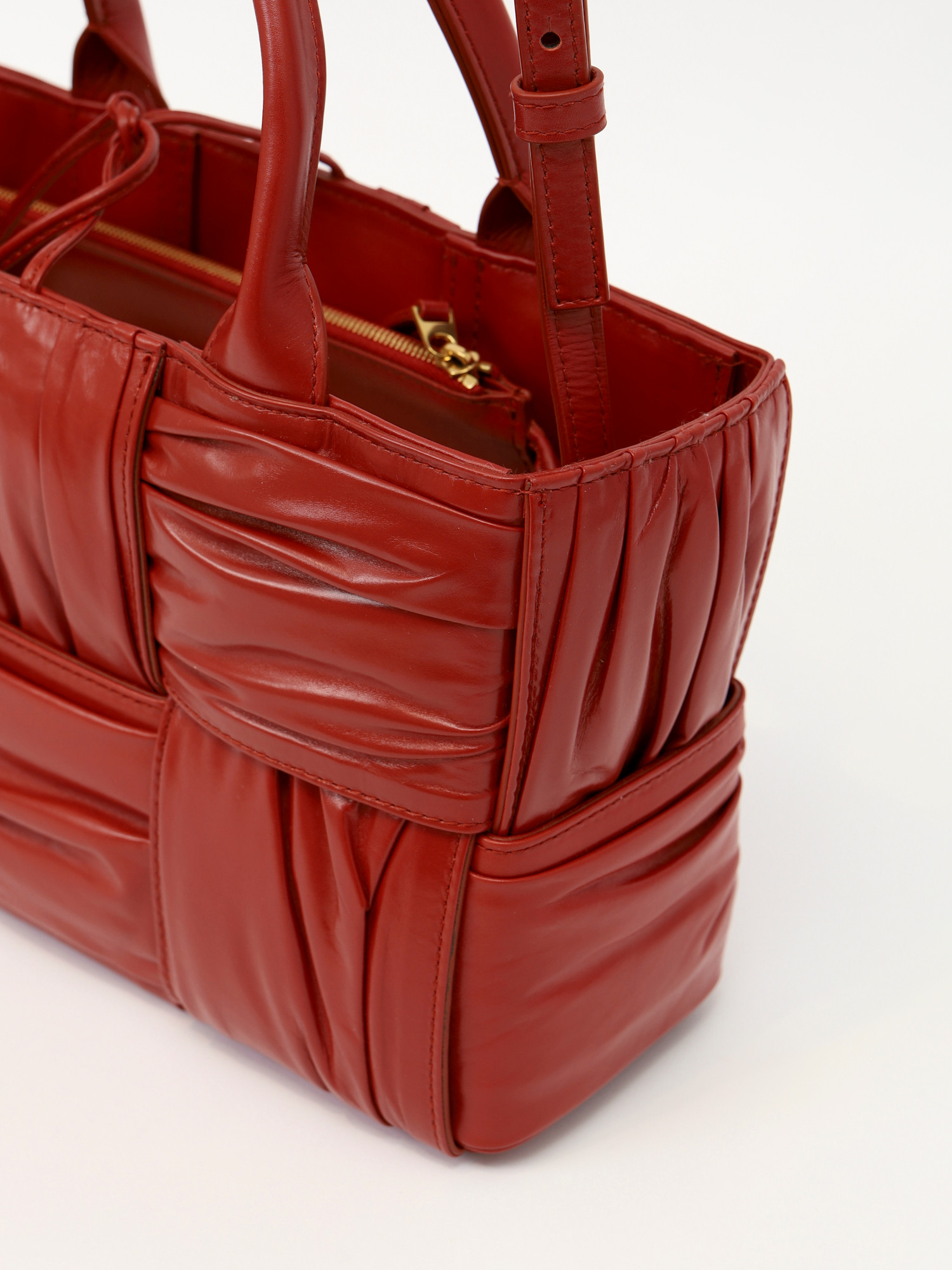 Сумки Bottega Veneta Arco изображение #7