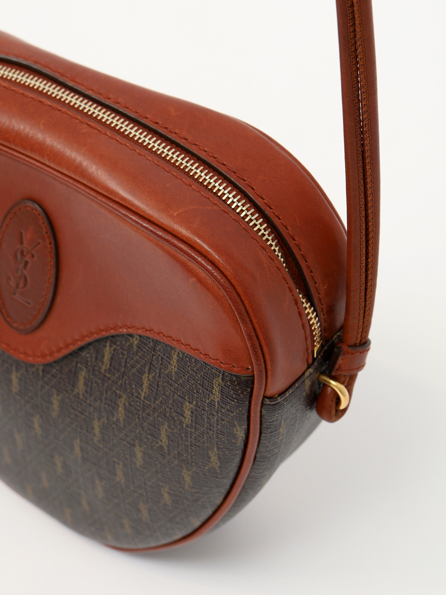 Сумки Saint Laurent Le Monogramme Coeur изображение #8