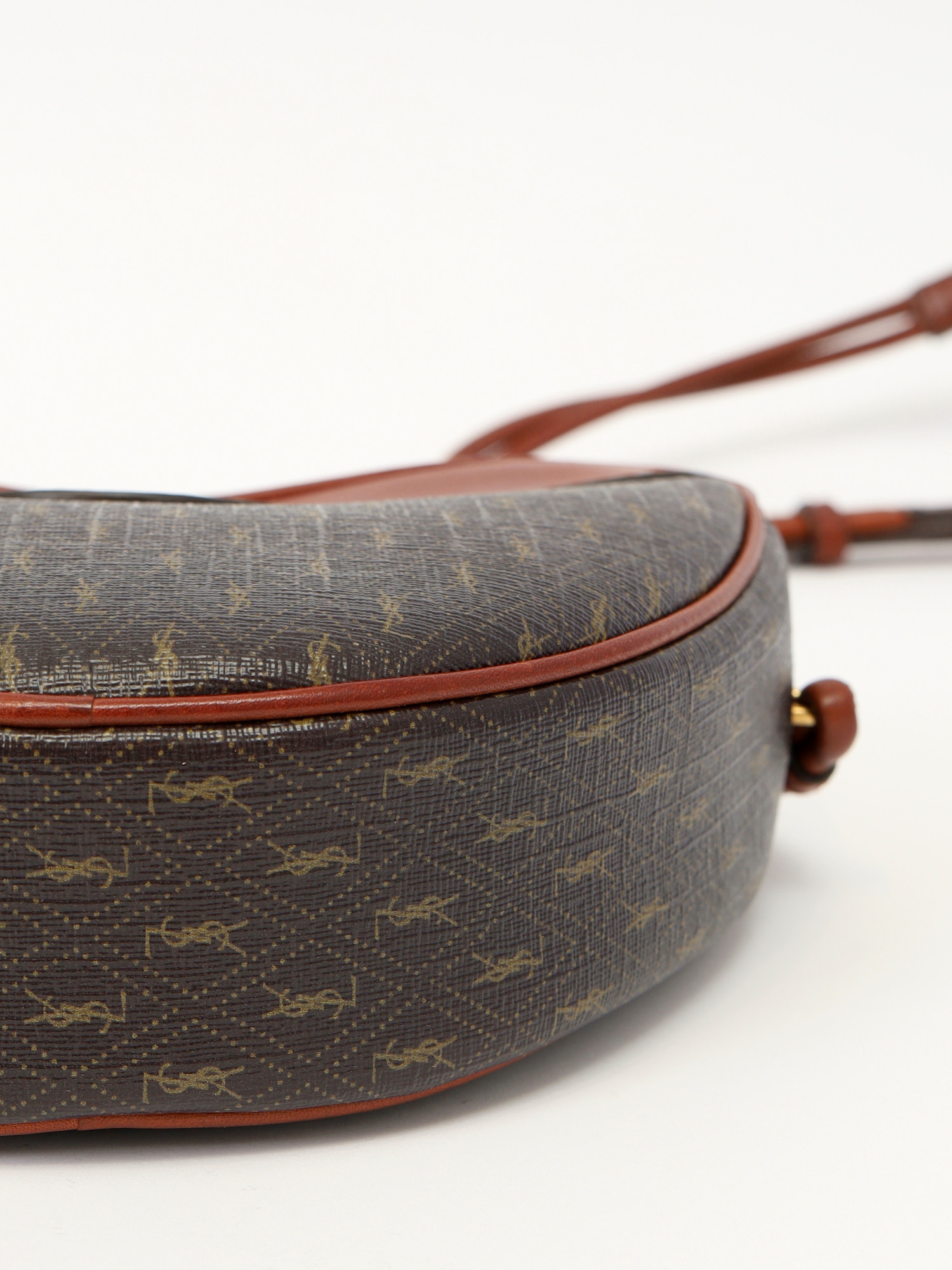 Сумки Saint Laurent Le Monogramme Coeur изображение #10