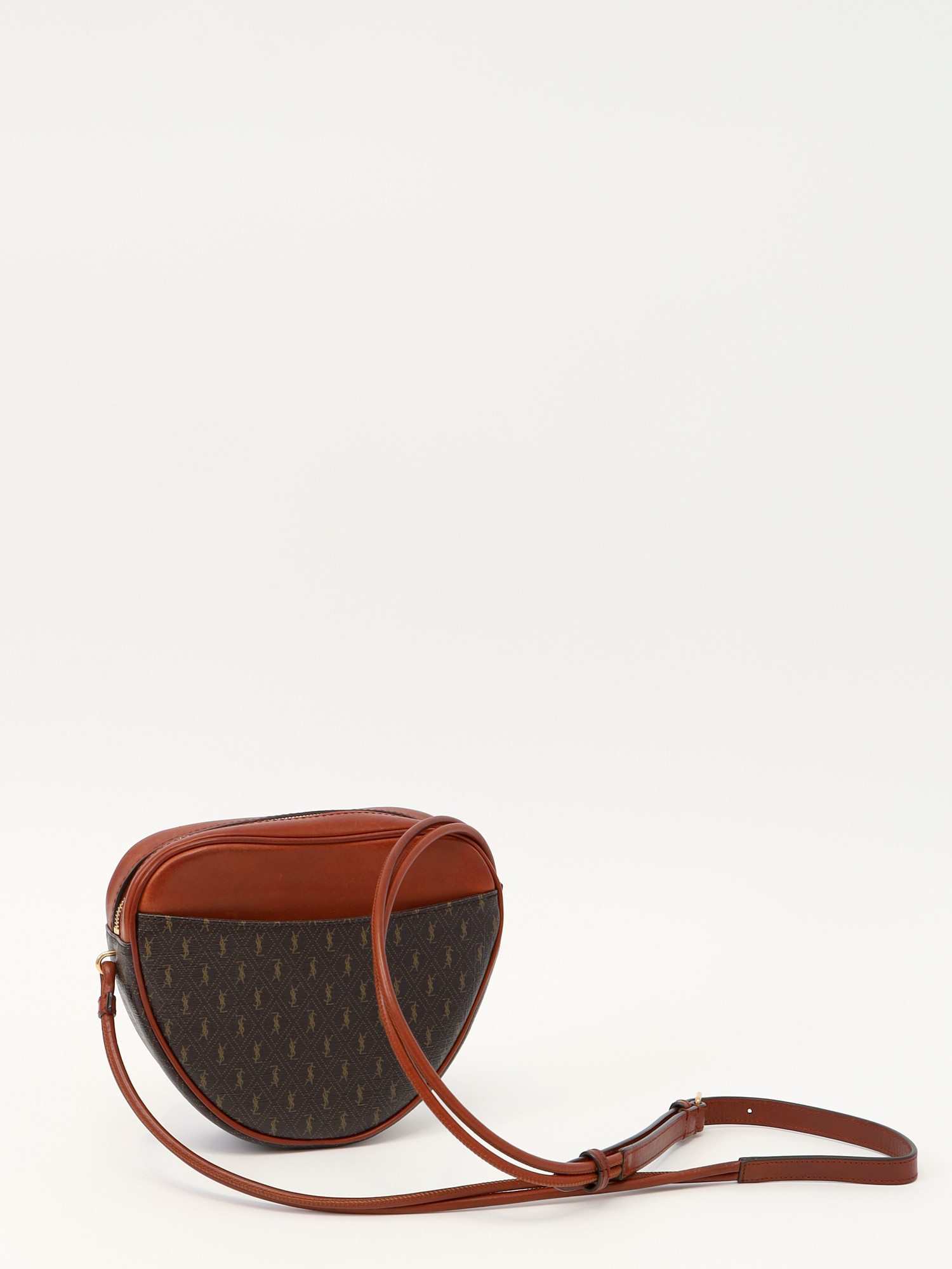 Сумки Saint Laurent Le Monogramme Coeur изображение #4