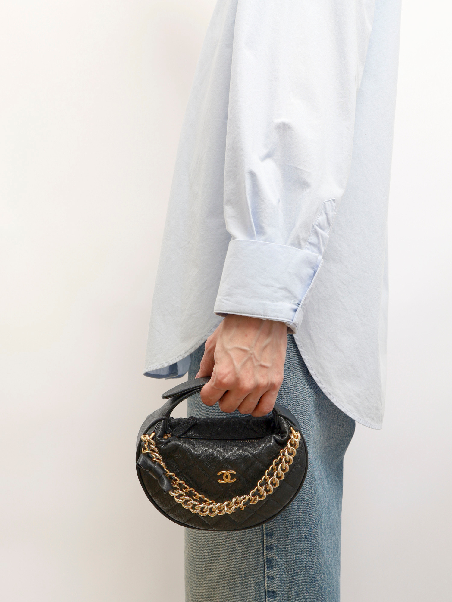 Сумки Chanel Crescent Moon Bag изображение #2