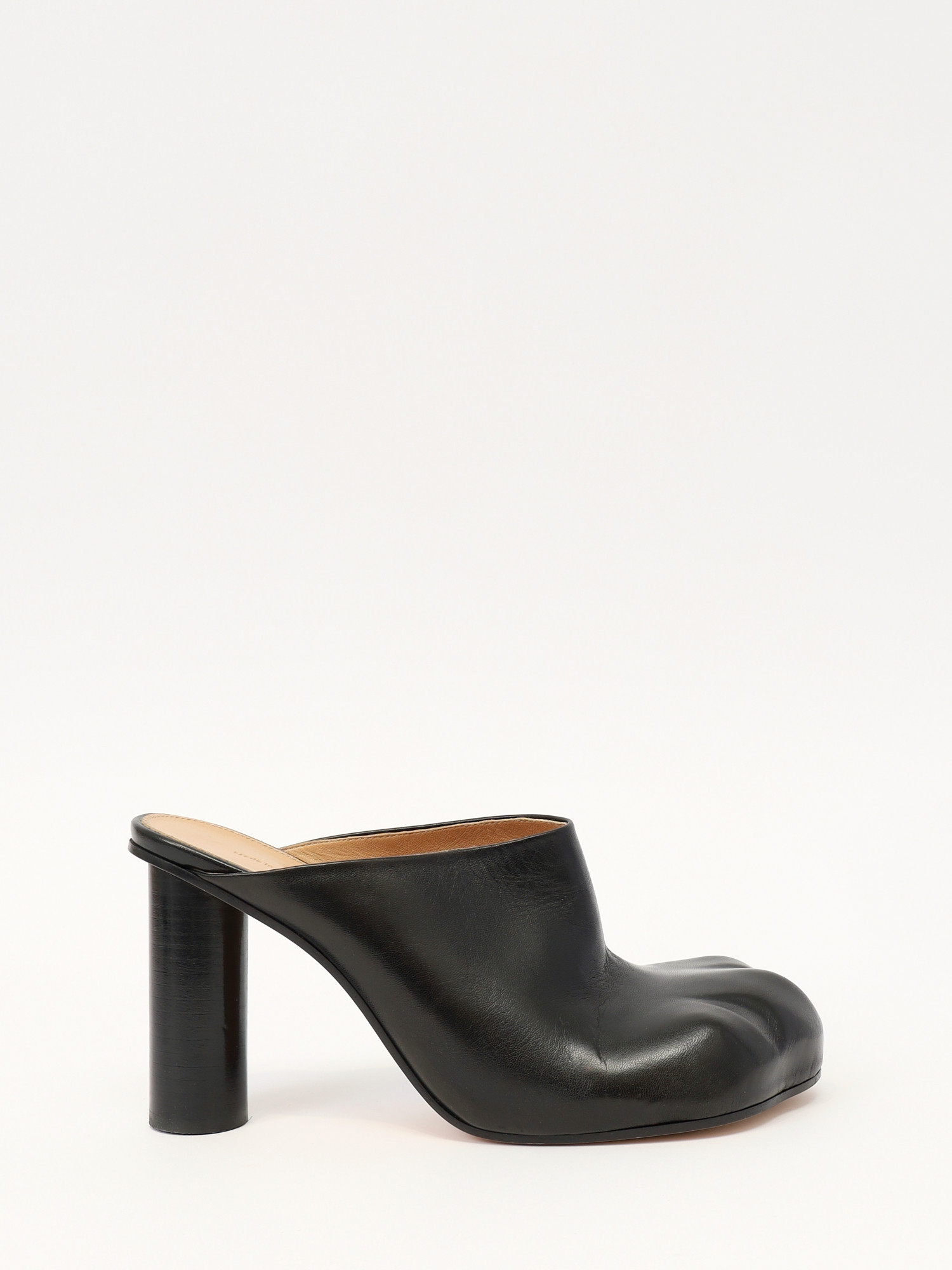 JW Anderson 39