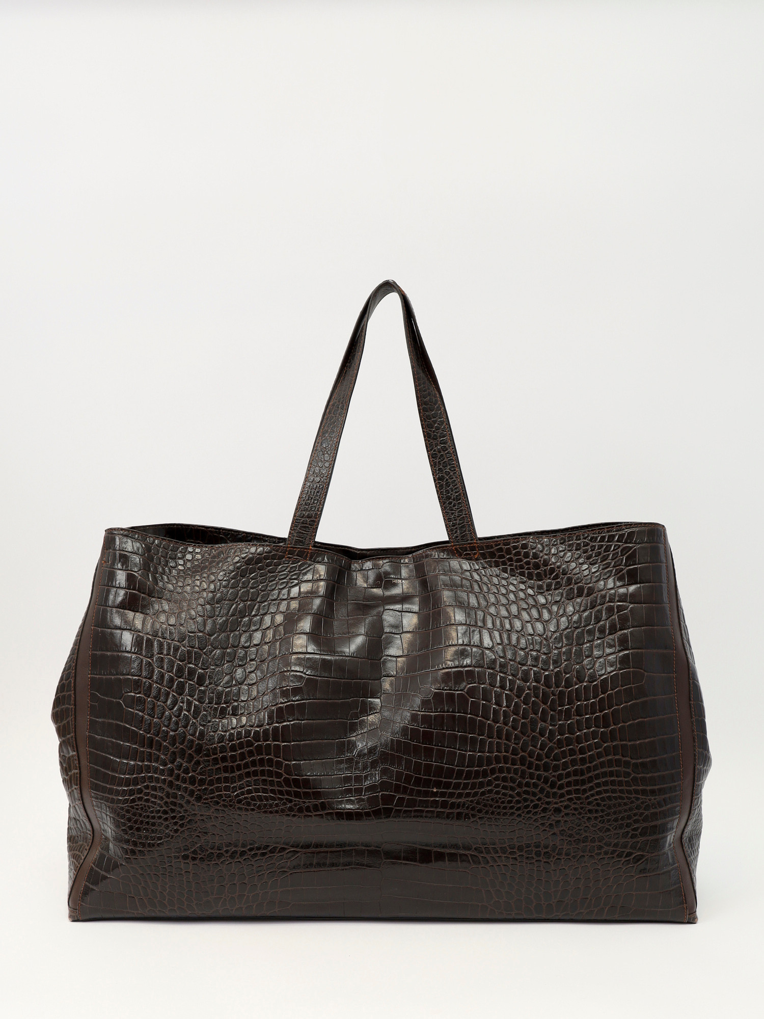 Peter Do x Medea Laundry