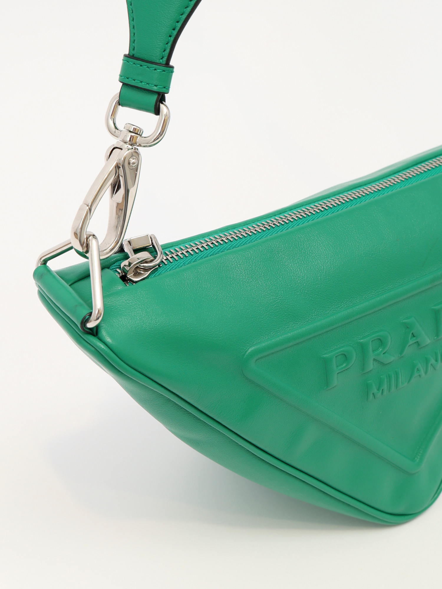 Сумки Prada Triangle изображение #7