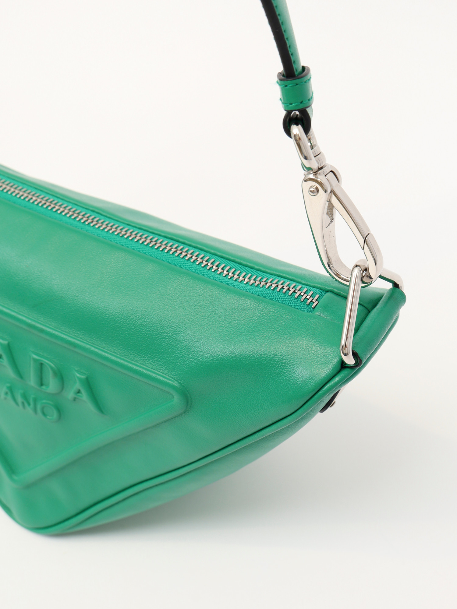 Сумки Prada Triangle изображение #8