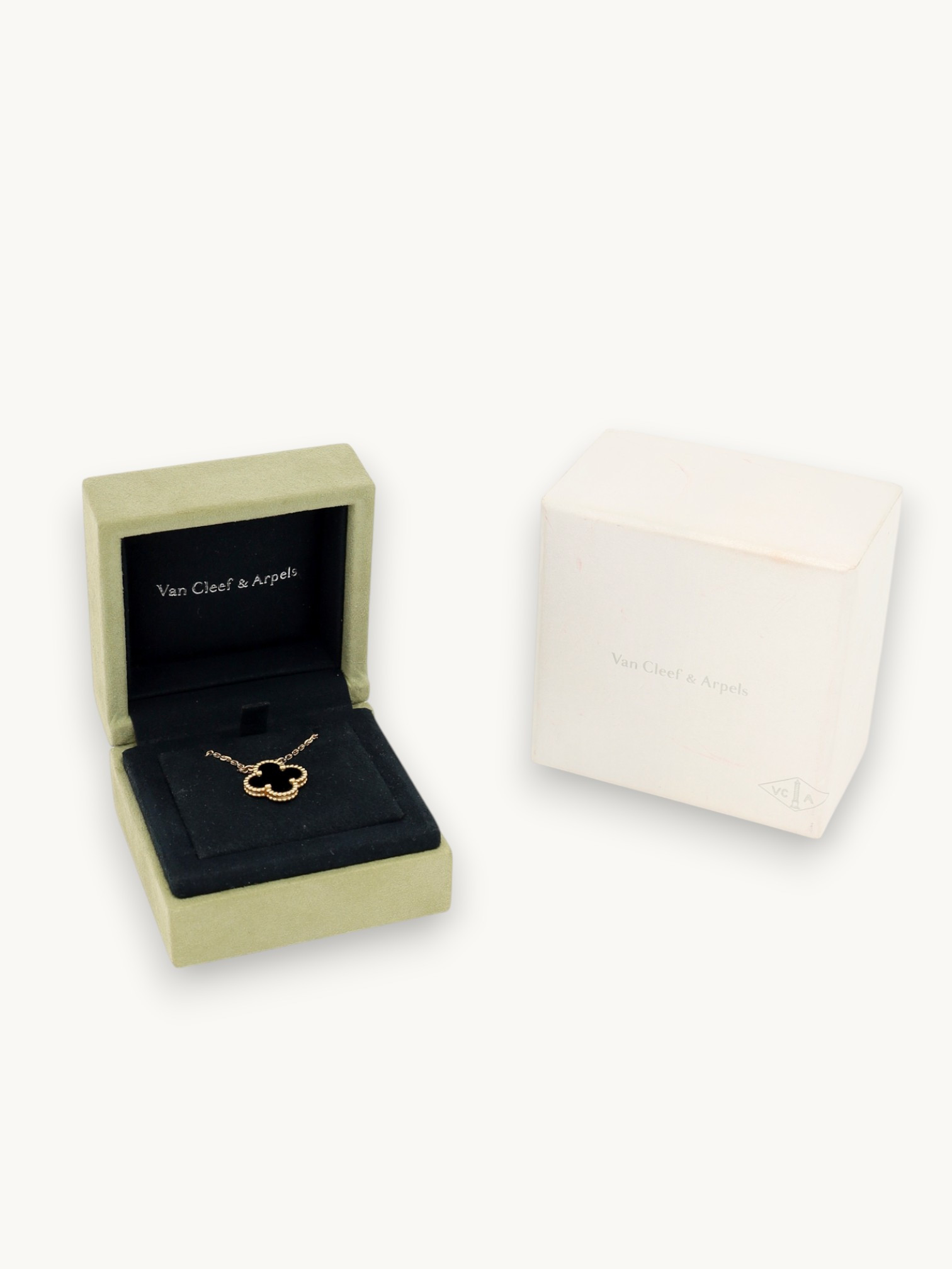 Ювелирные изделия Van Cleef & Arpels Alhambra изображение #4