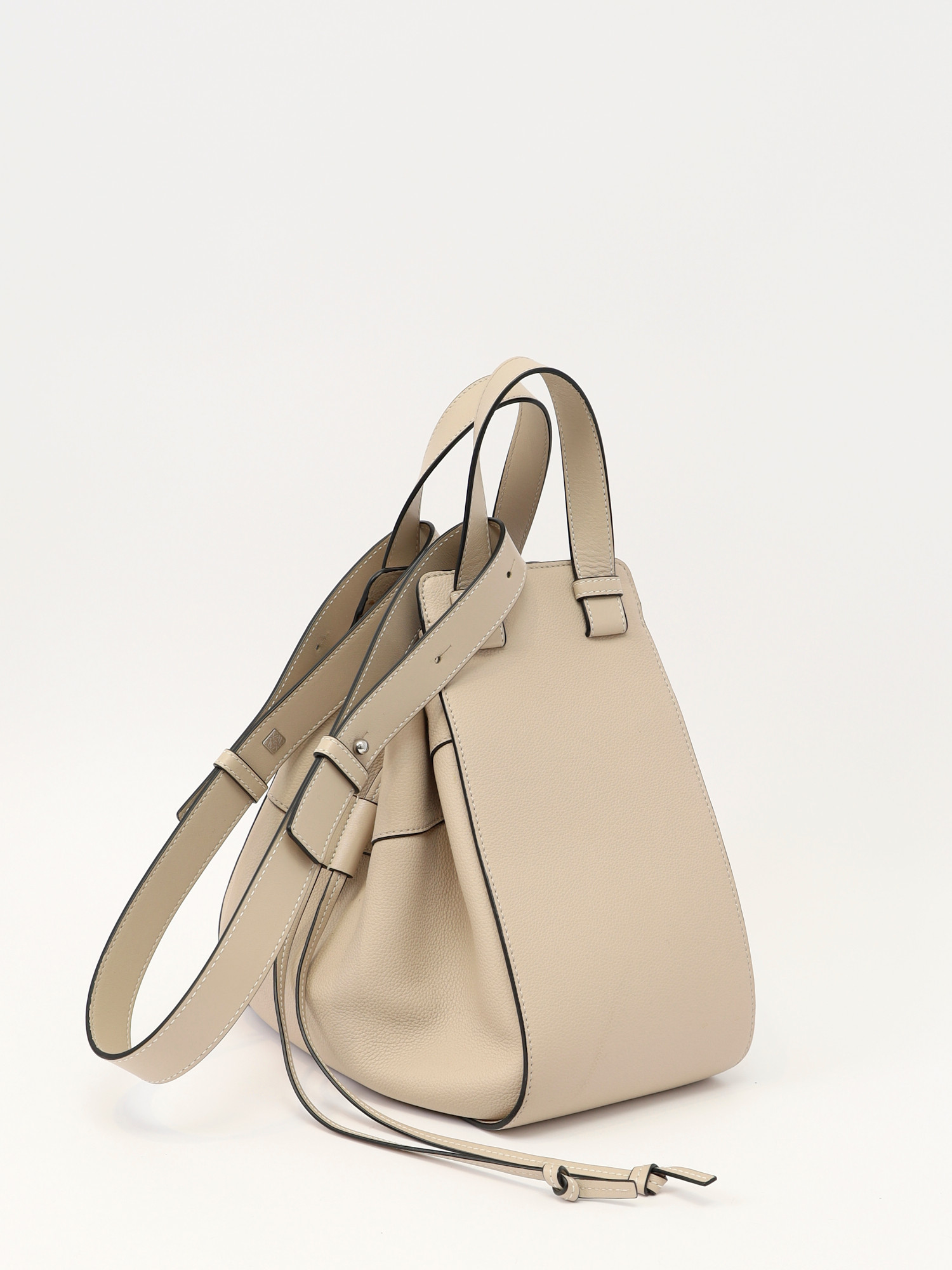 Сумки Loewe Hammock изображение #4