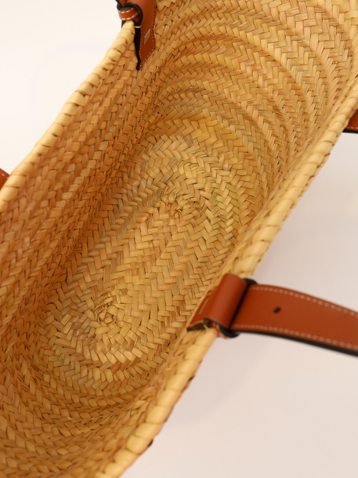 Сумки Loewe Basket изображение #10