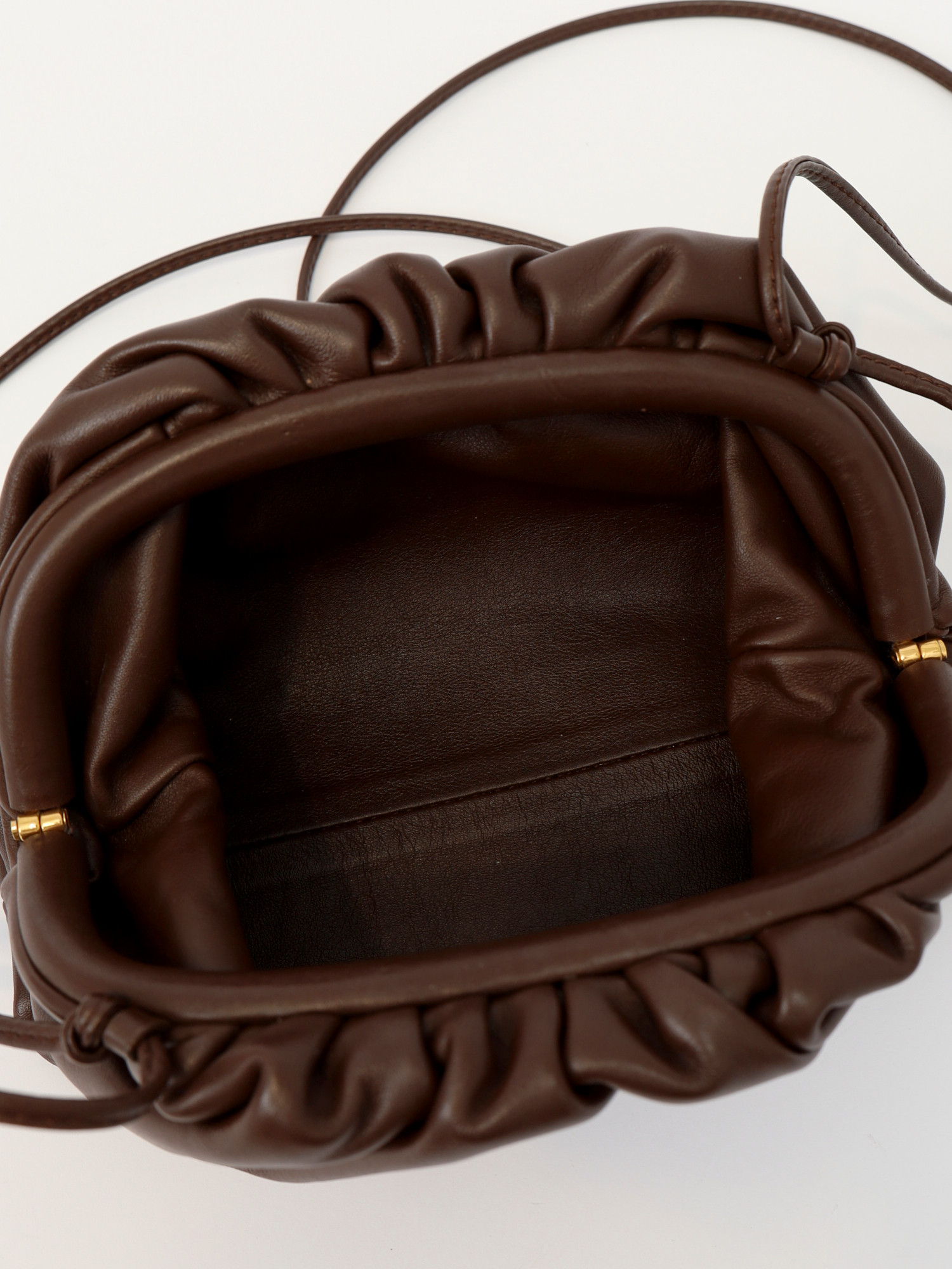Сумки Bottega Veneta Pouch изображение #10