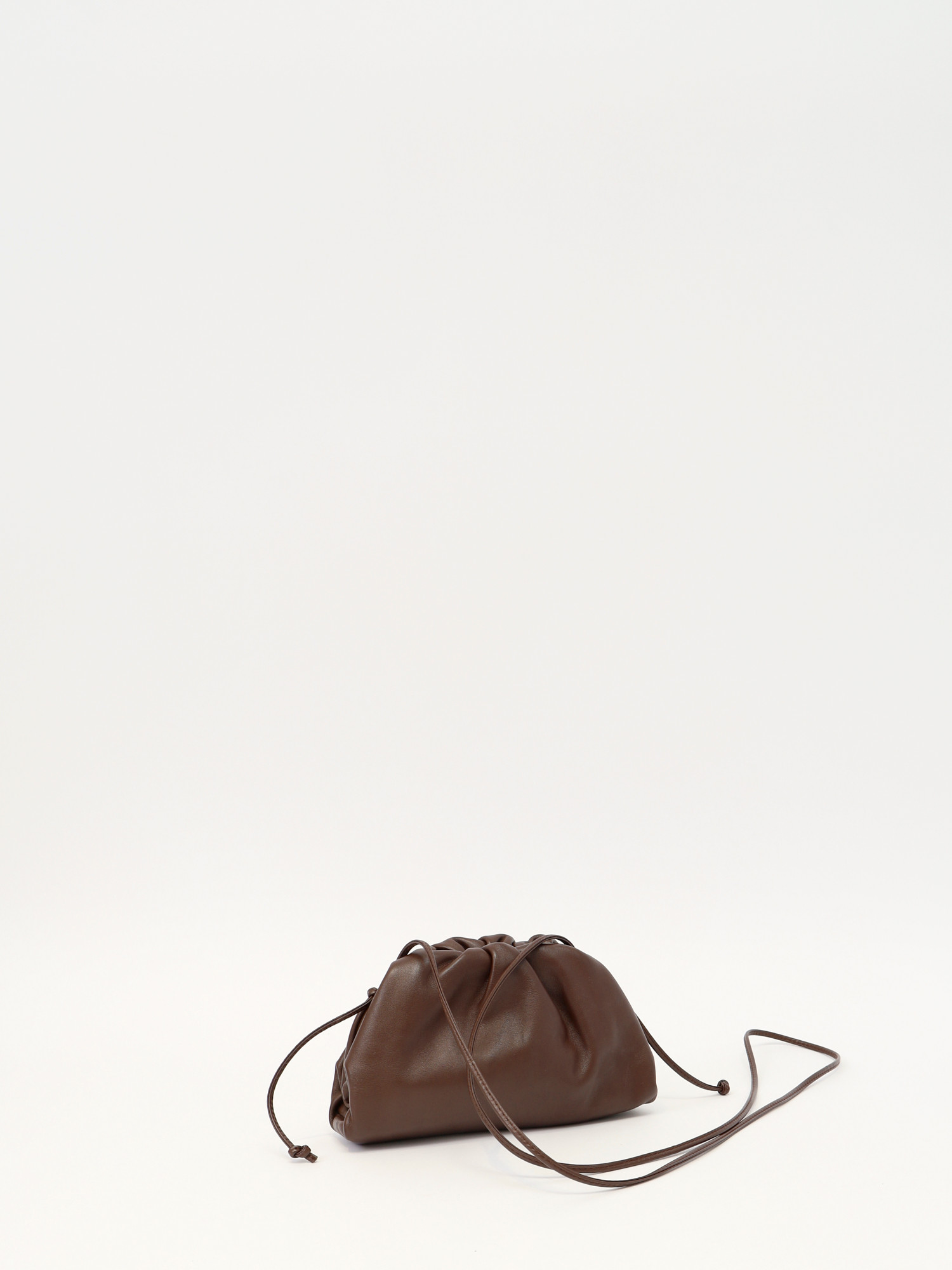 Сумки Bottega Veneta Pouch изображение #4