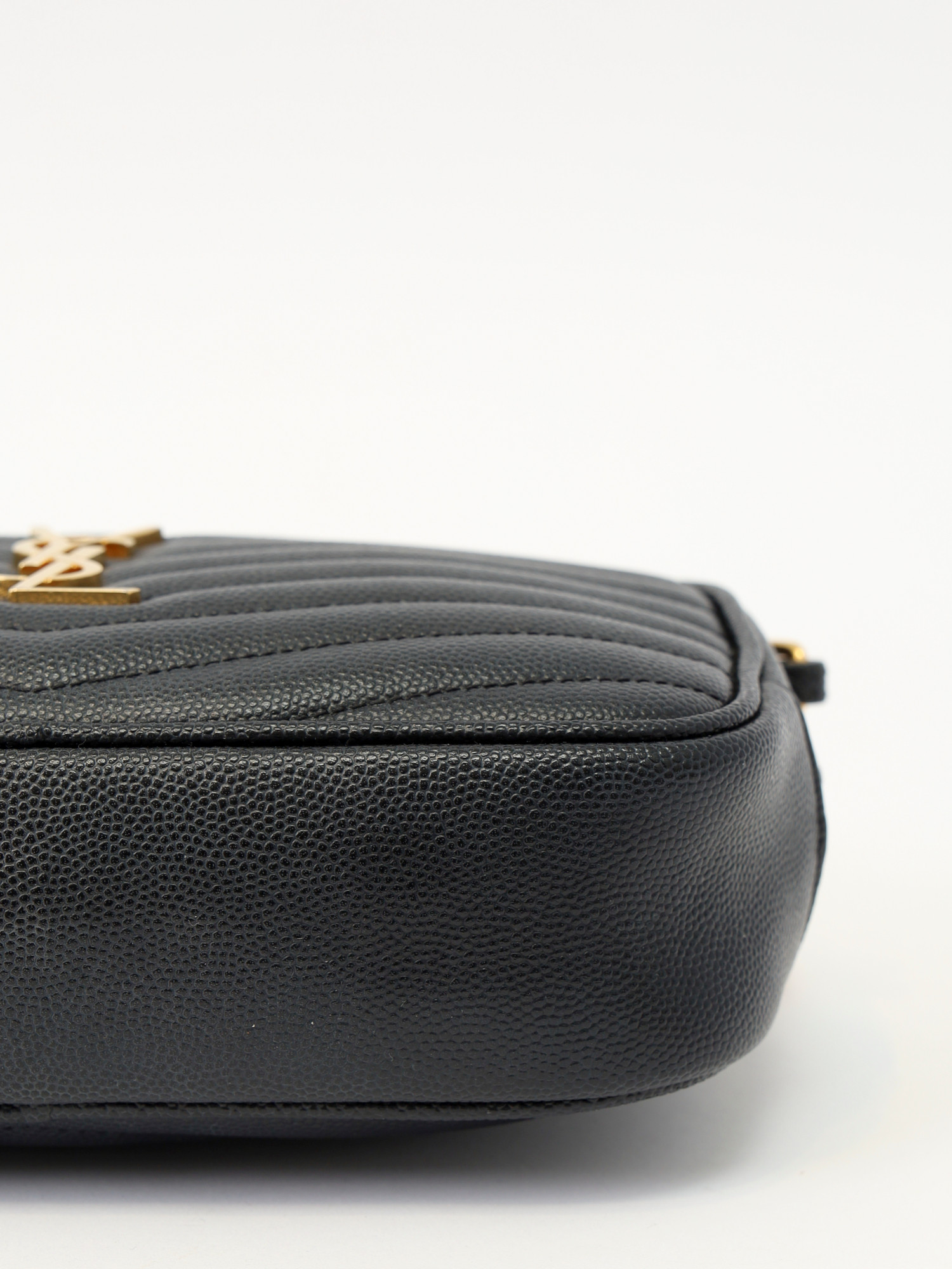Сумки Saint Laurent Lou изображение #10
