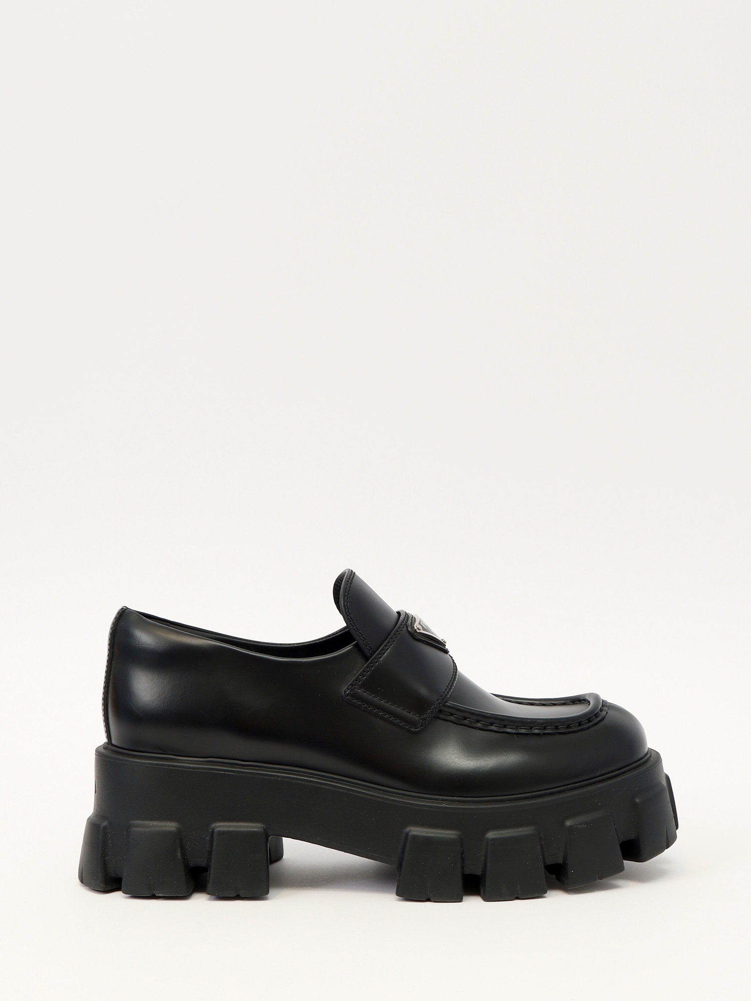 Prada 39