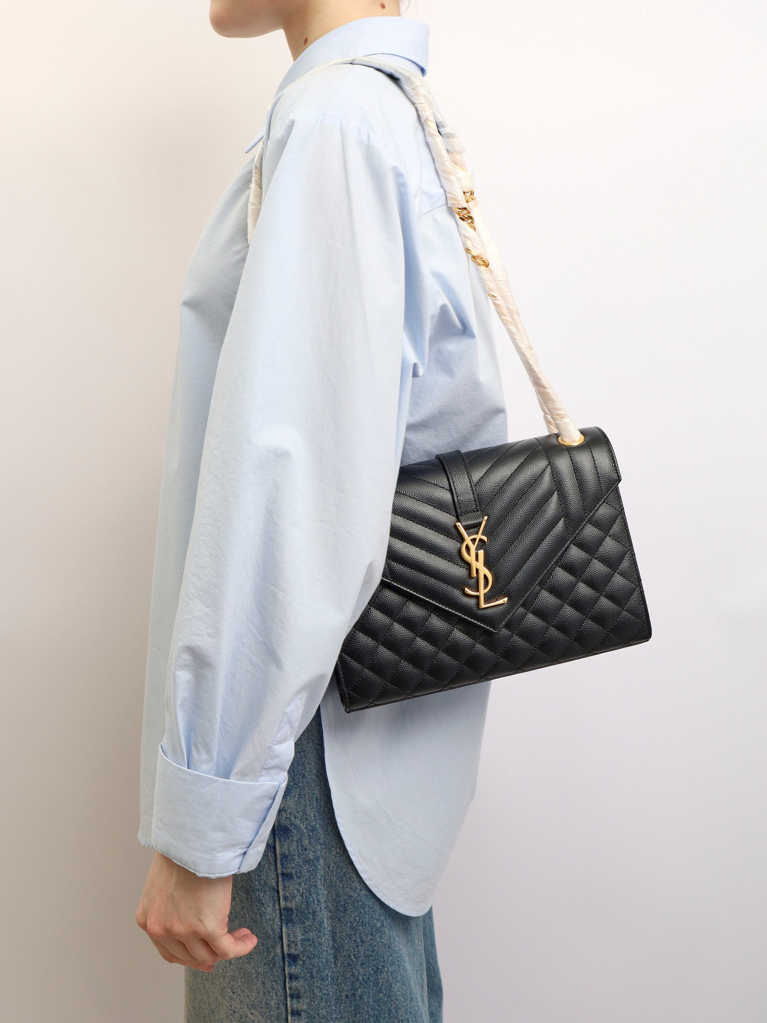 Сумки Saint Laurent Envelope изображение #2