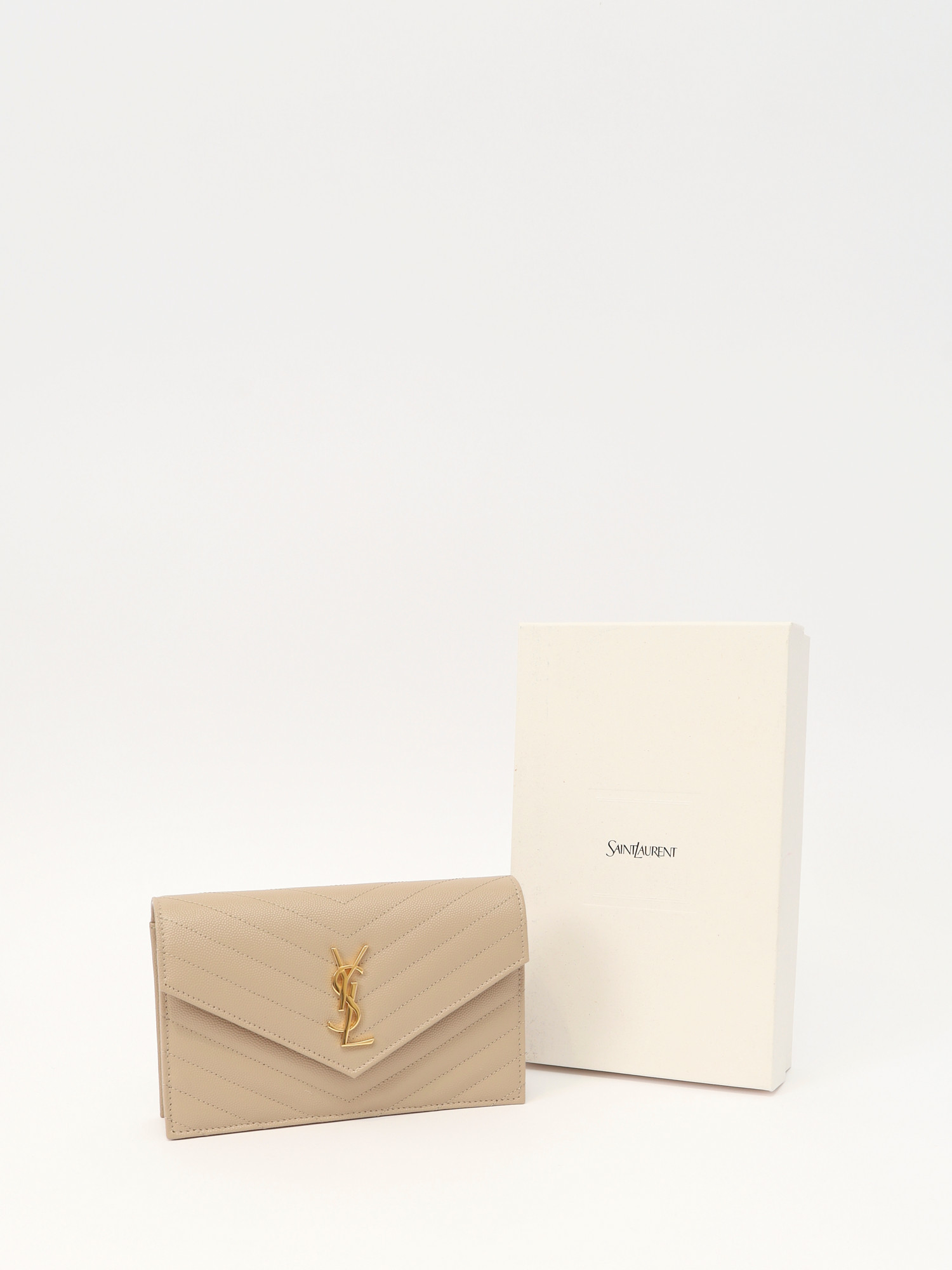 Сумки Saint Laurent Cassandre изображение #5