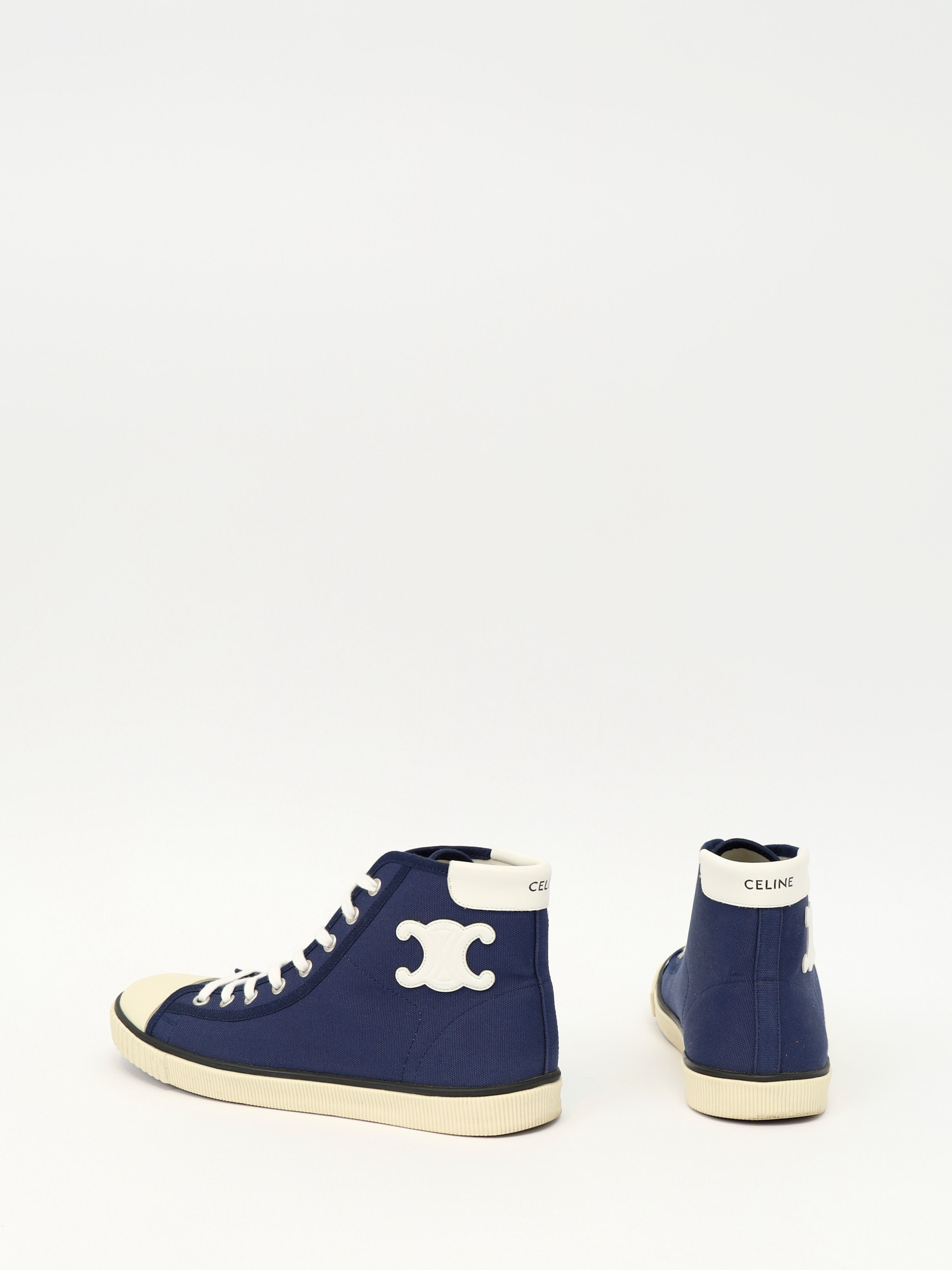 Celine  40 5