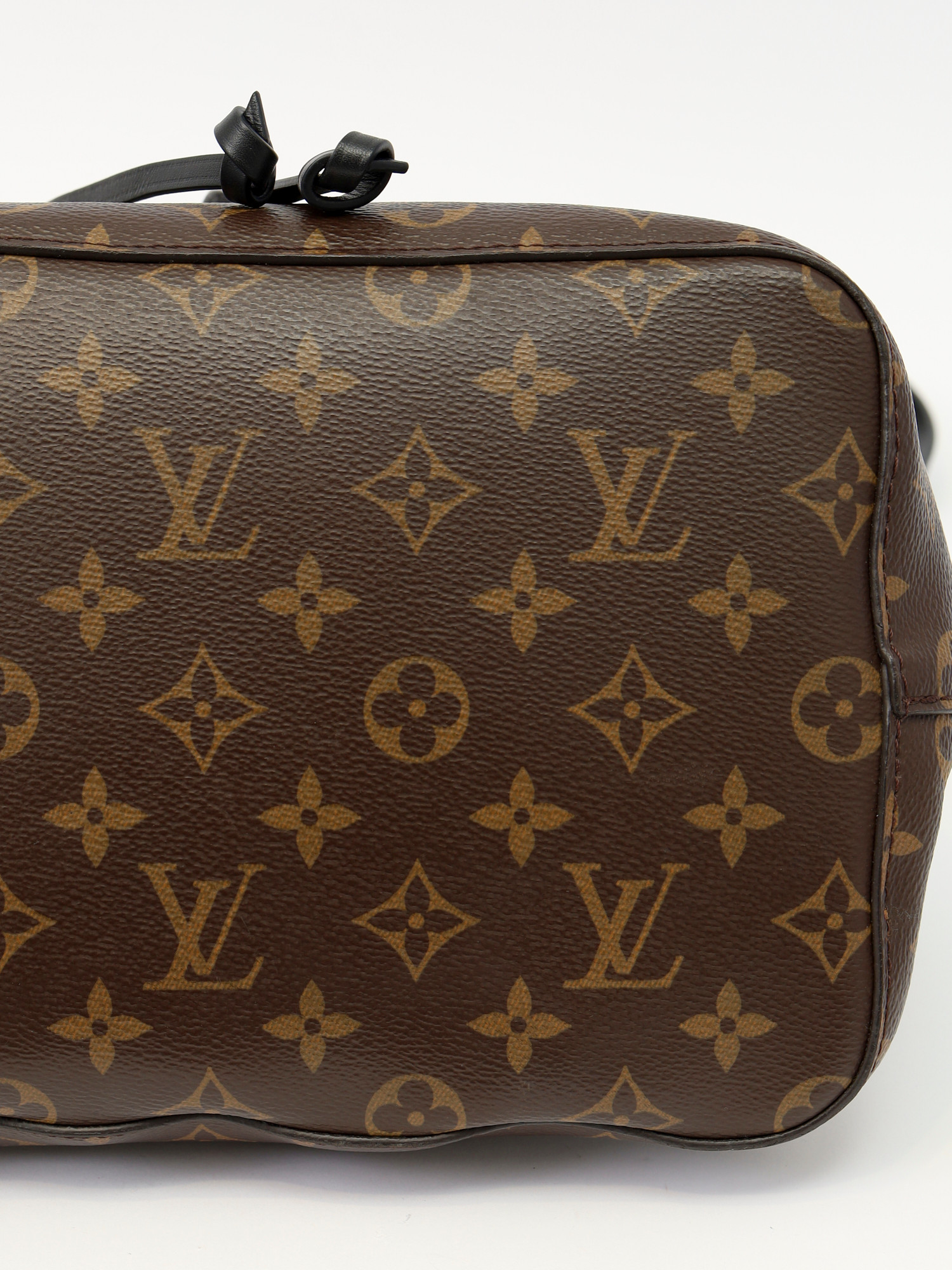 Сумки Louis Vuitton Neonoe изображение #9