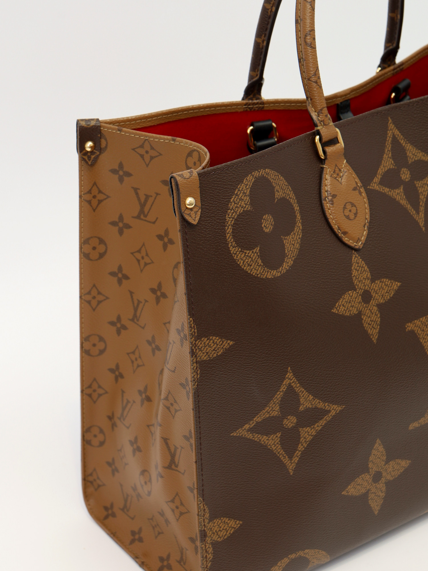Сумки Louis Vuitton OnTheGo изображение #6