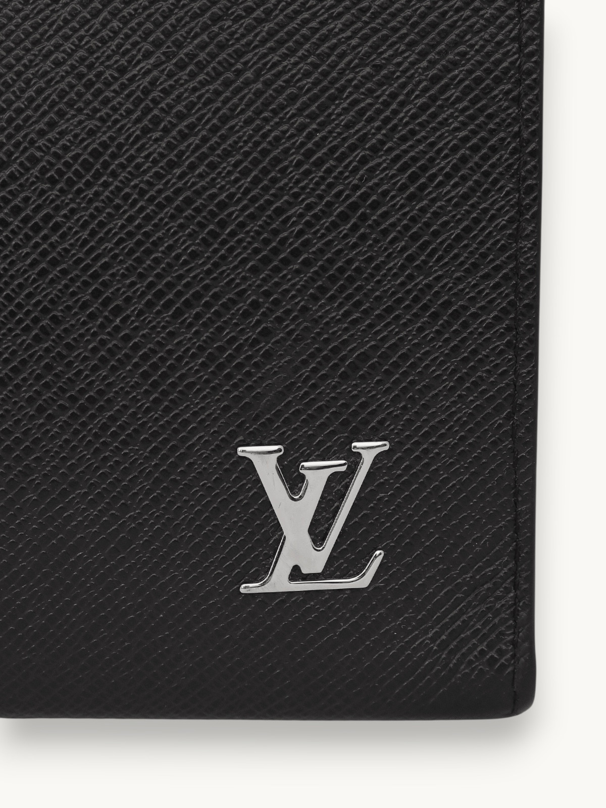Сумки Louis Vuitton Pochette Voyage изображение #6