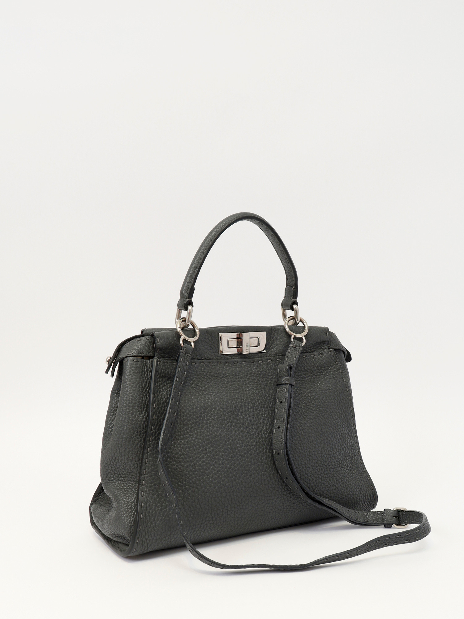 Сумки Fendi Peekaboo изображение #4