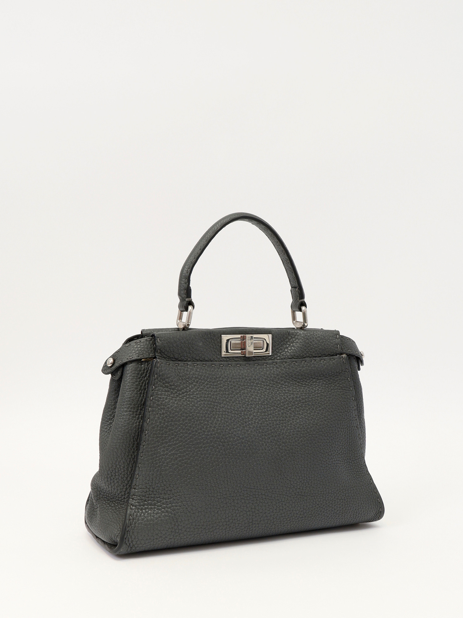 Сумки Fendi Peekaboo изображение #3
