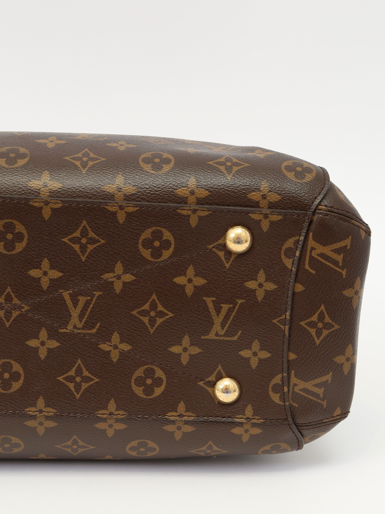 Сумки Louis Vuitton Montaigne изображение #9
