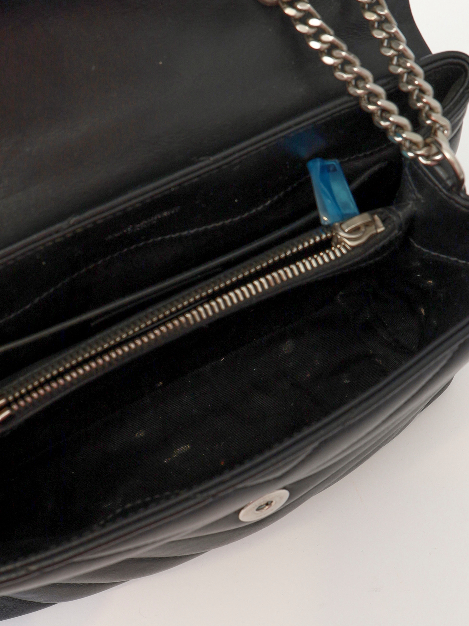 Сумки Saint Laurent LouLou изображение #11