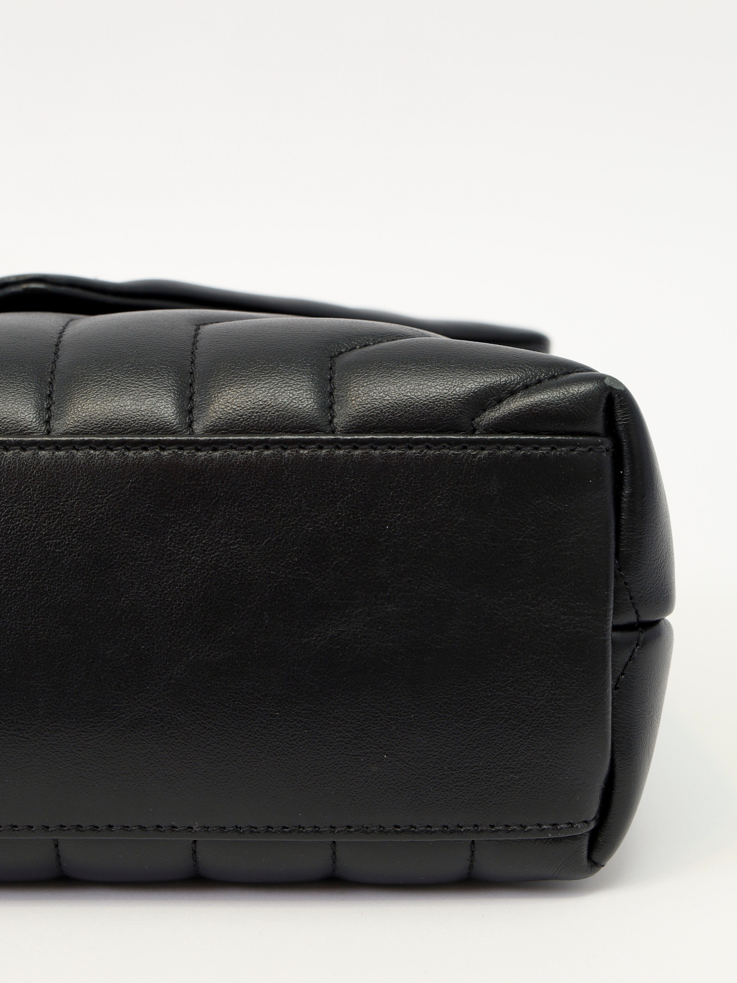Сумки Saint Laurent LouLou изображение #10
