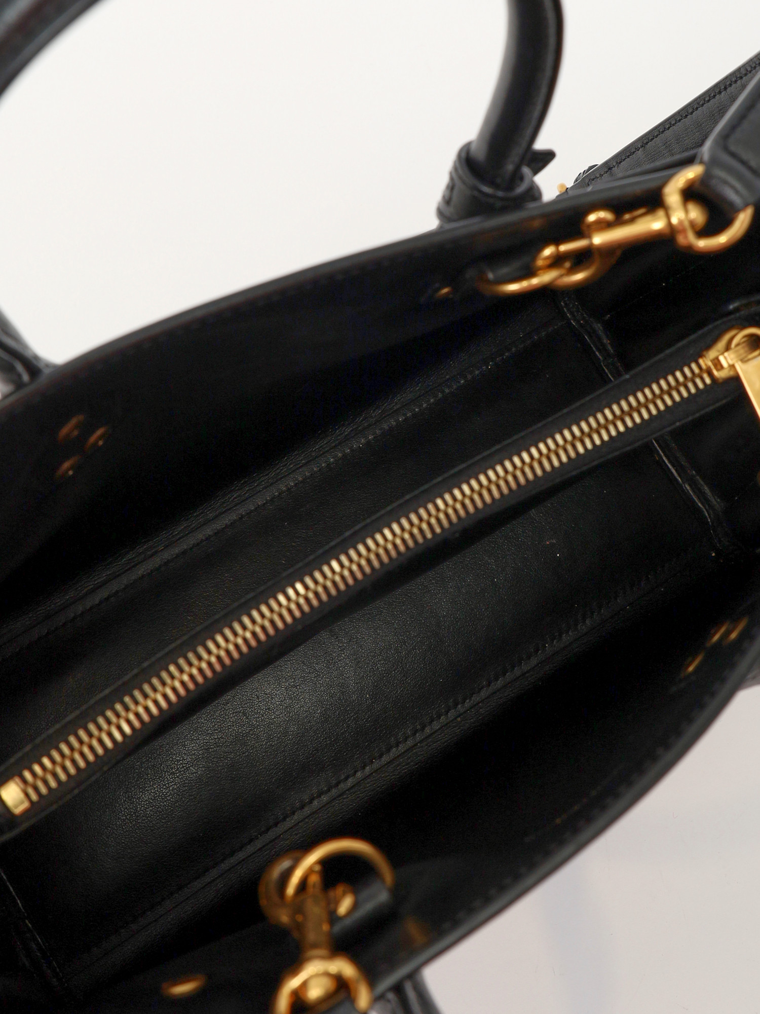 Сумки Saint Laurent Sac De Jour изображение #11