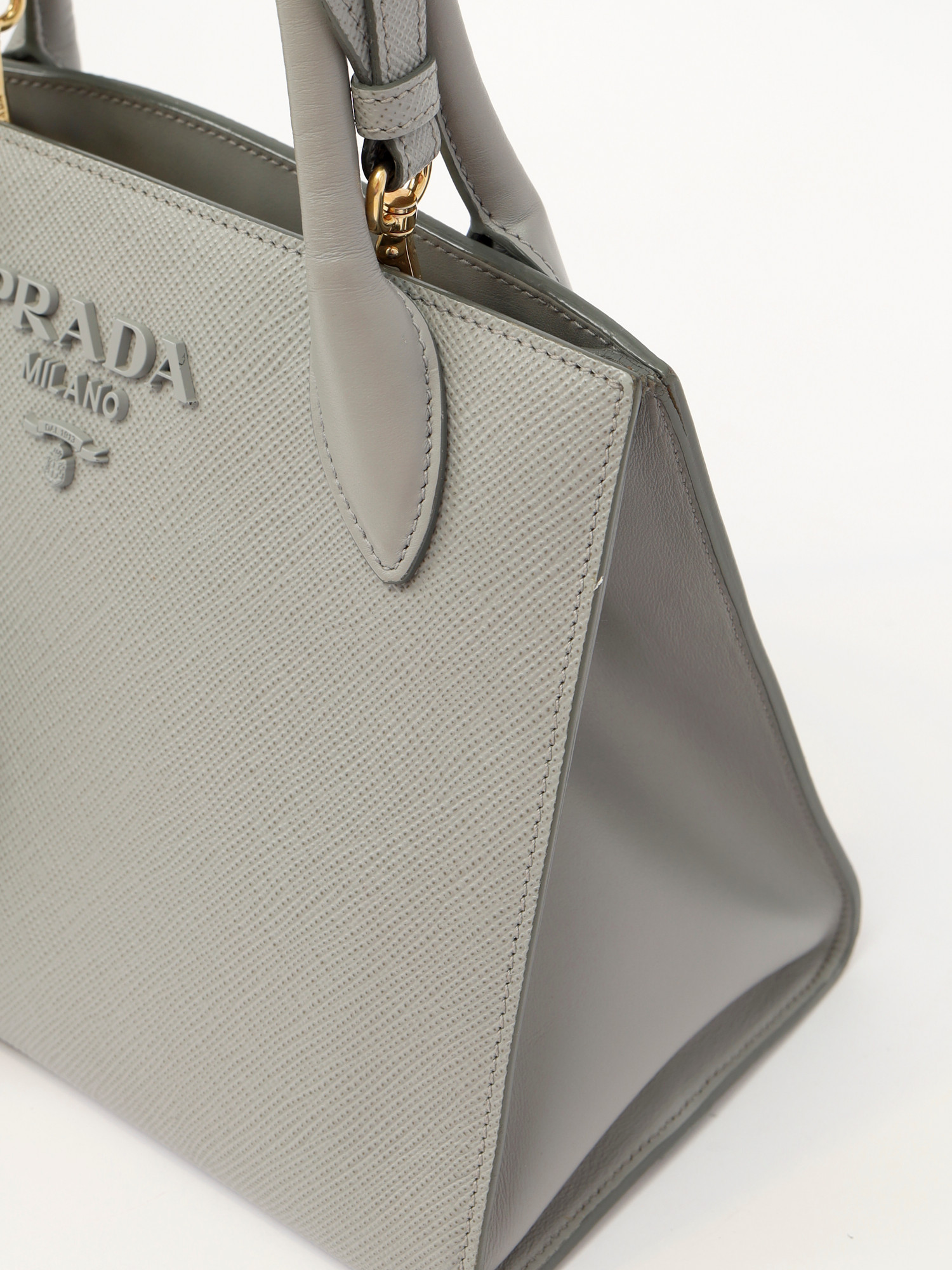 Сумки Prada Monochrome изображение #8
