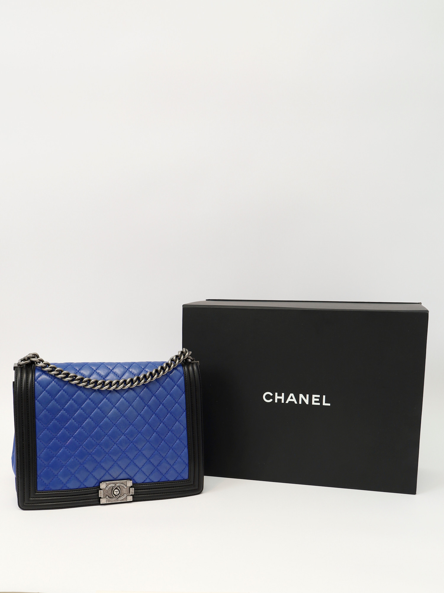 Сумки Chanel Boy изображение #5