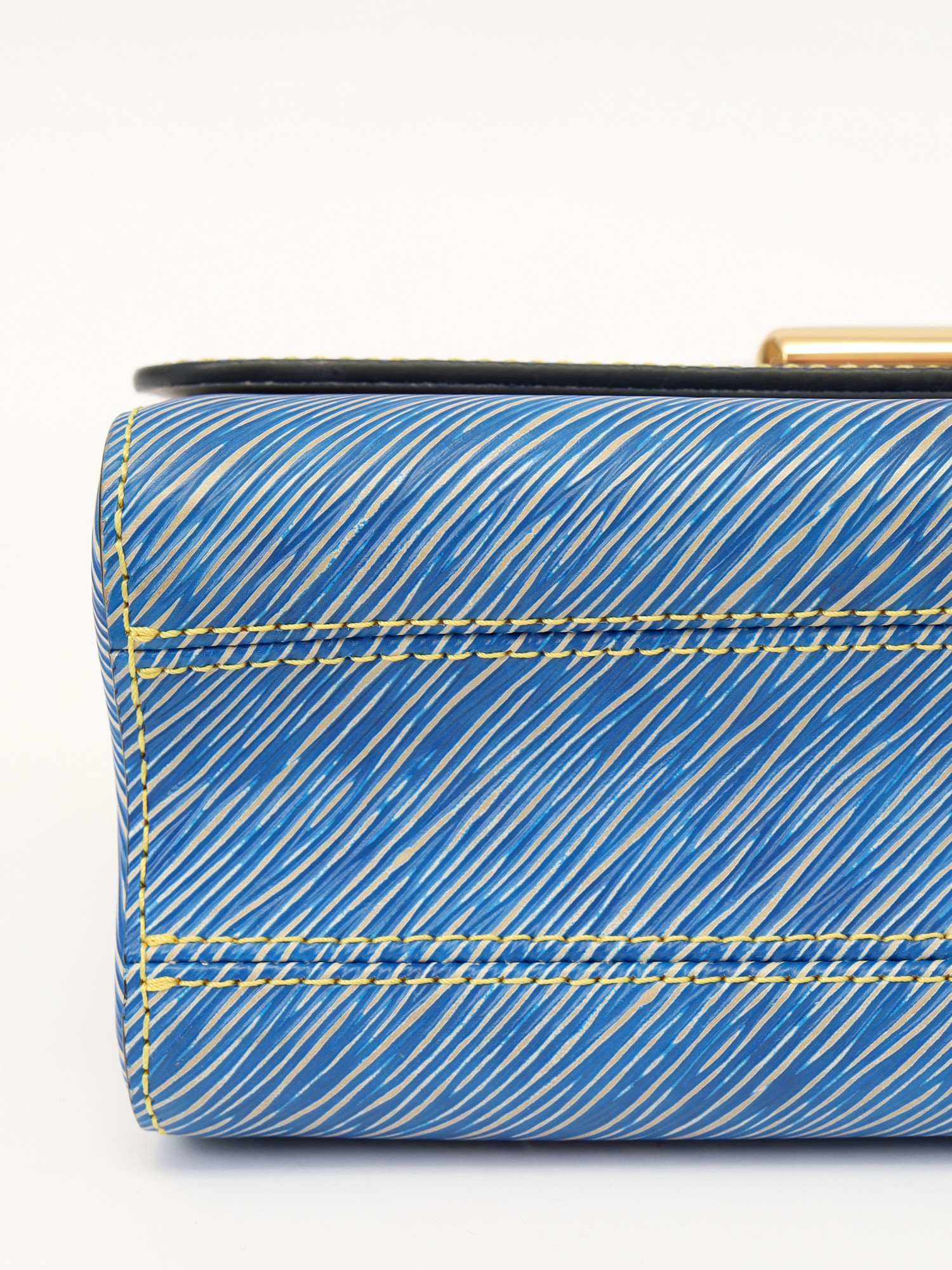 Сумки Louis Vuitton Twist изображение #9