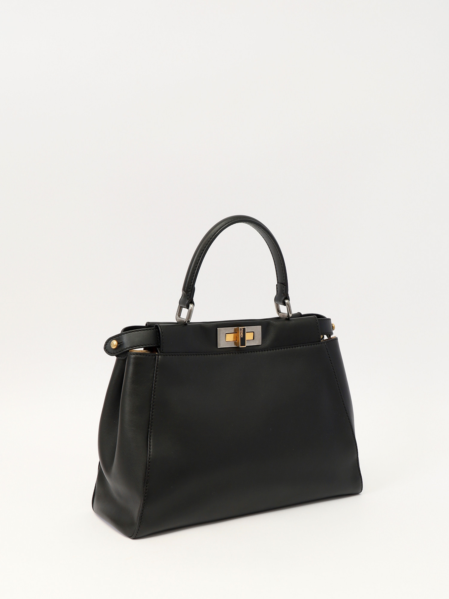 Сумки Fendi Peekaboo изображение #3