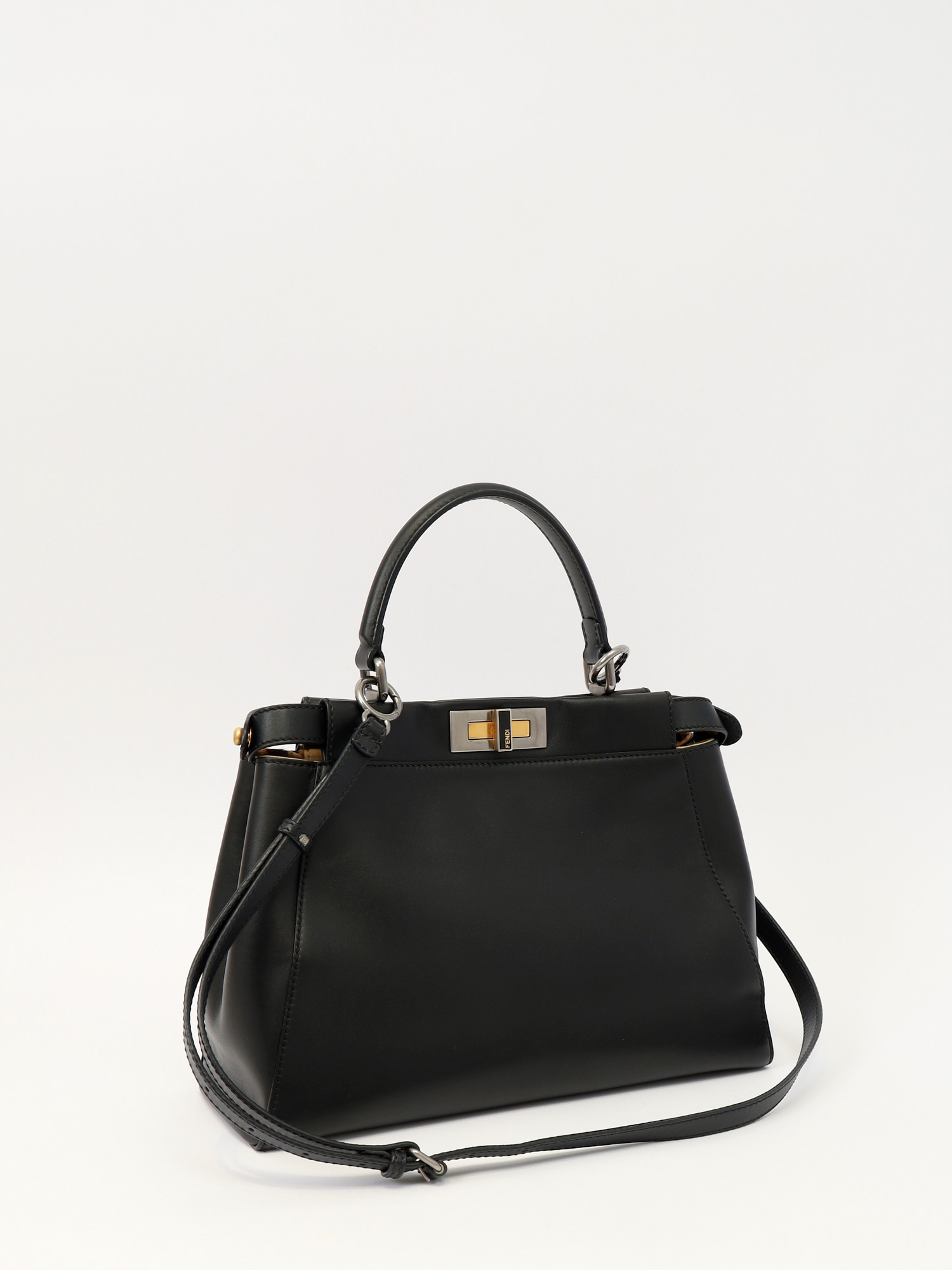 Сумки Fendi Peekaboo изображение #4