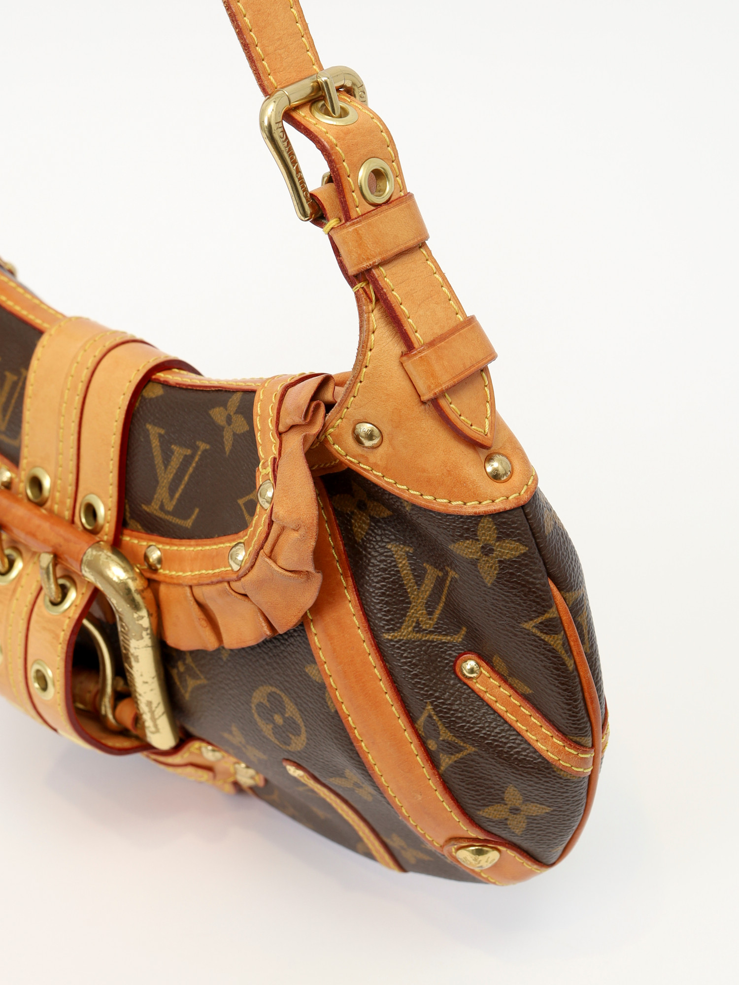 Сумки Louis Vuitton Leonor изображение #7