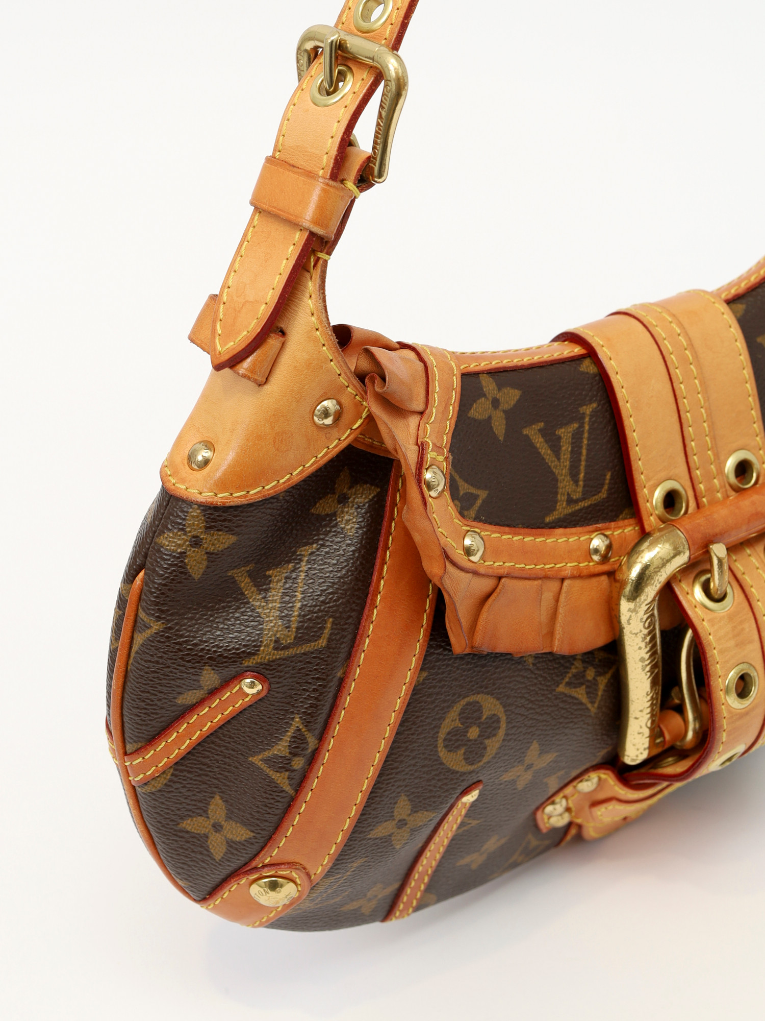 Сумки Louis Vuitton Leonor изображение #6