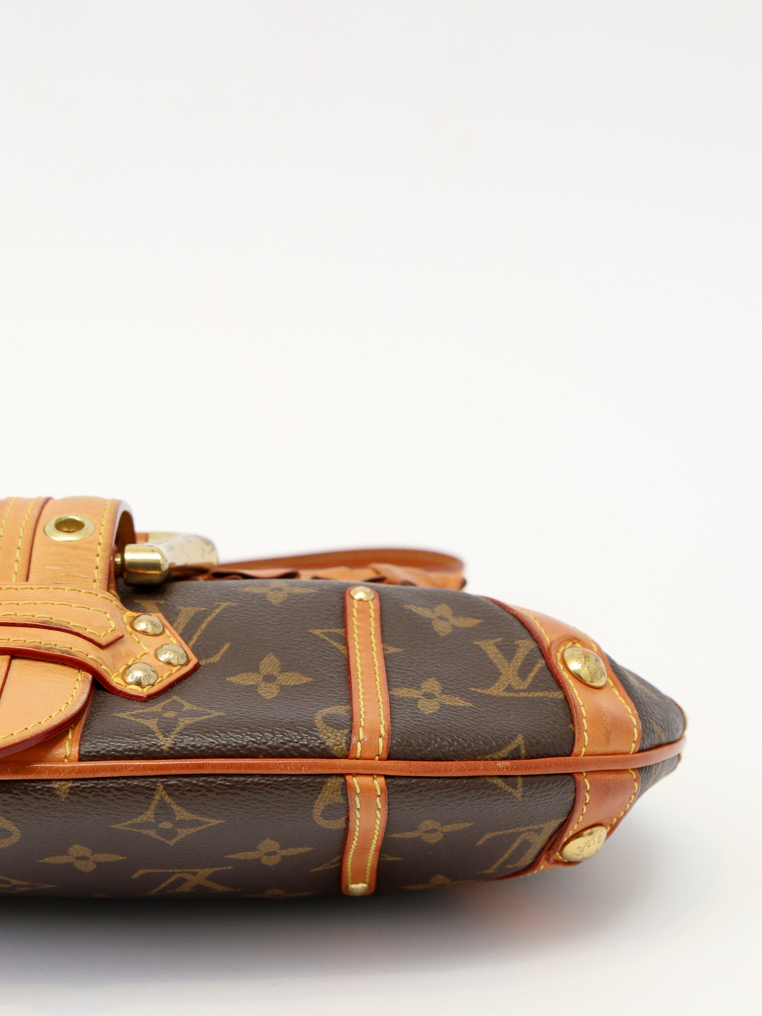 Сумки Louis Vuitton Leonor изображение #9